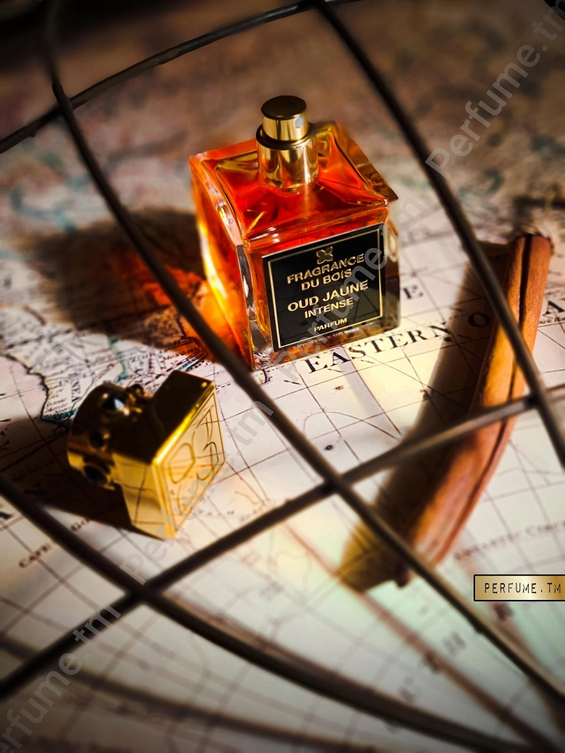 Fragrance du Bois Oud Jaune Intense