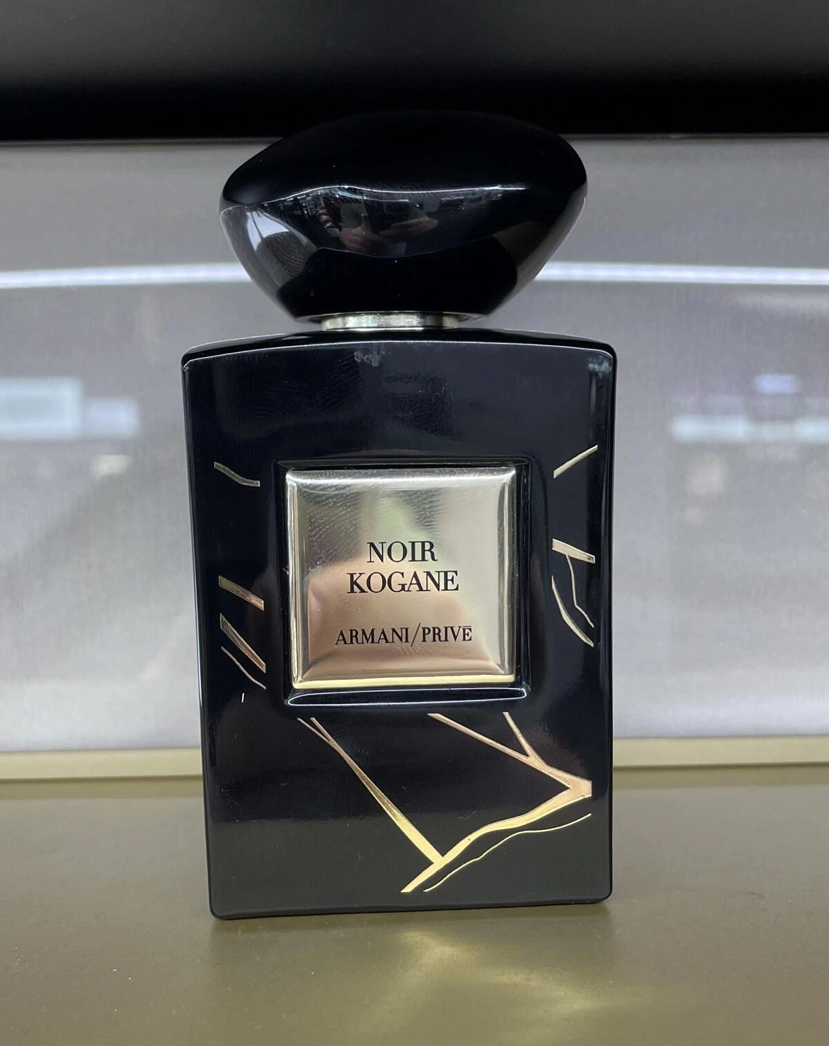 Armani Noir Kogane