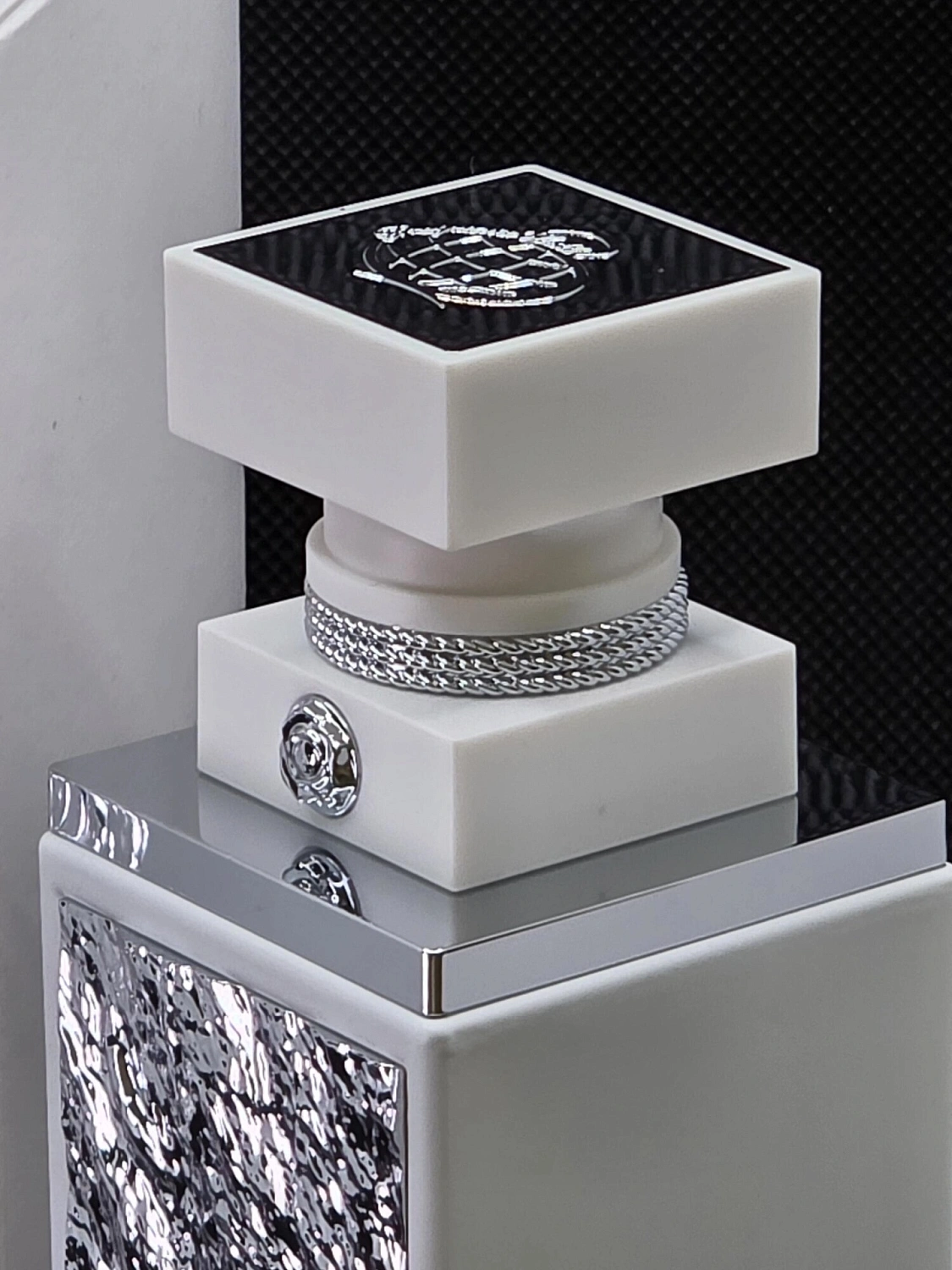 Fragrance World Varakh Silver