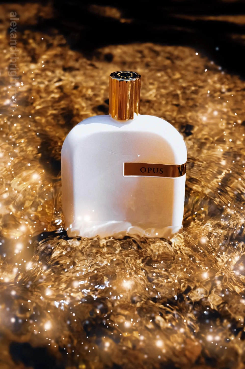 Amouage The Library Collection Opus VIII