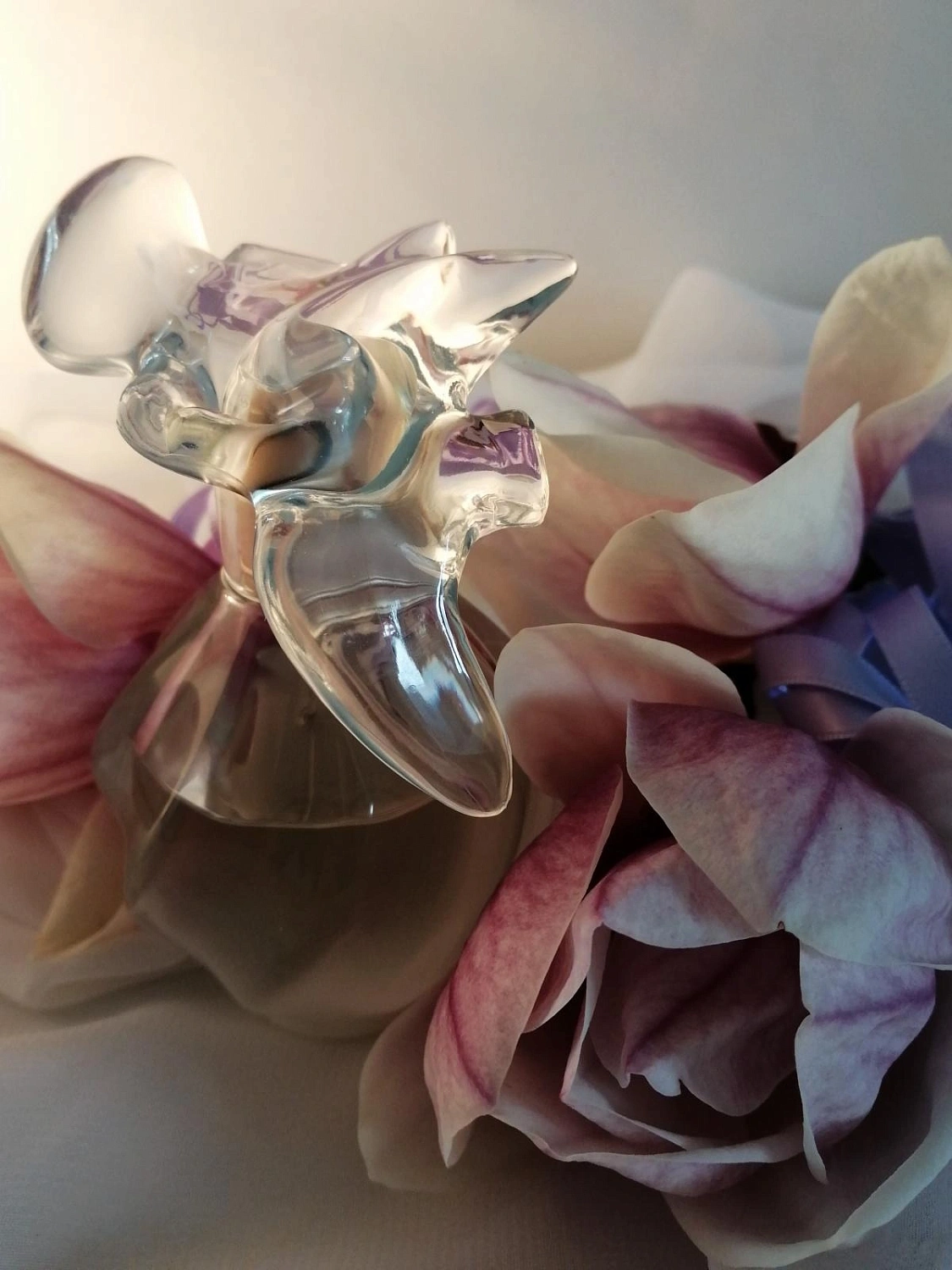 Nina Ricci L'Air Du Temps Colored Doves