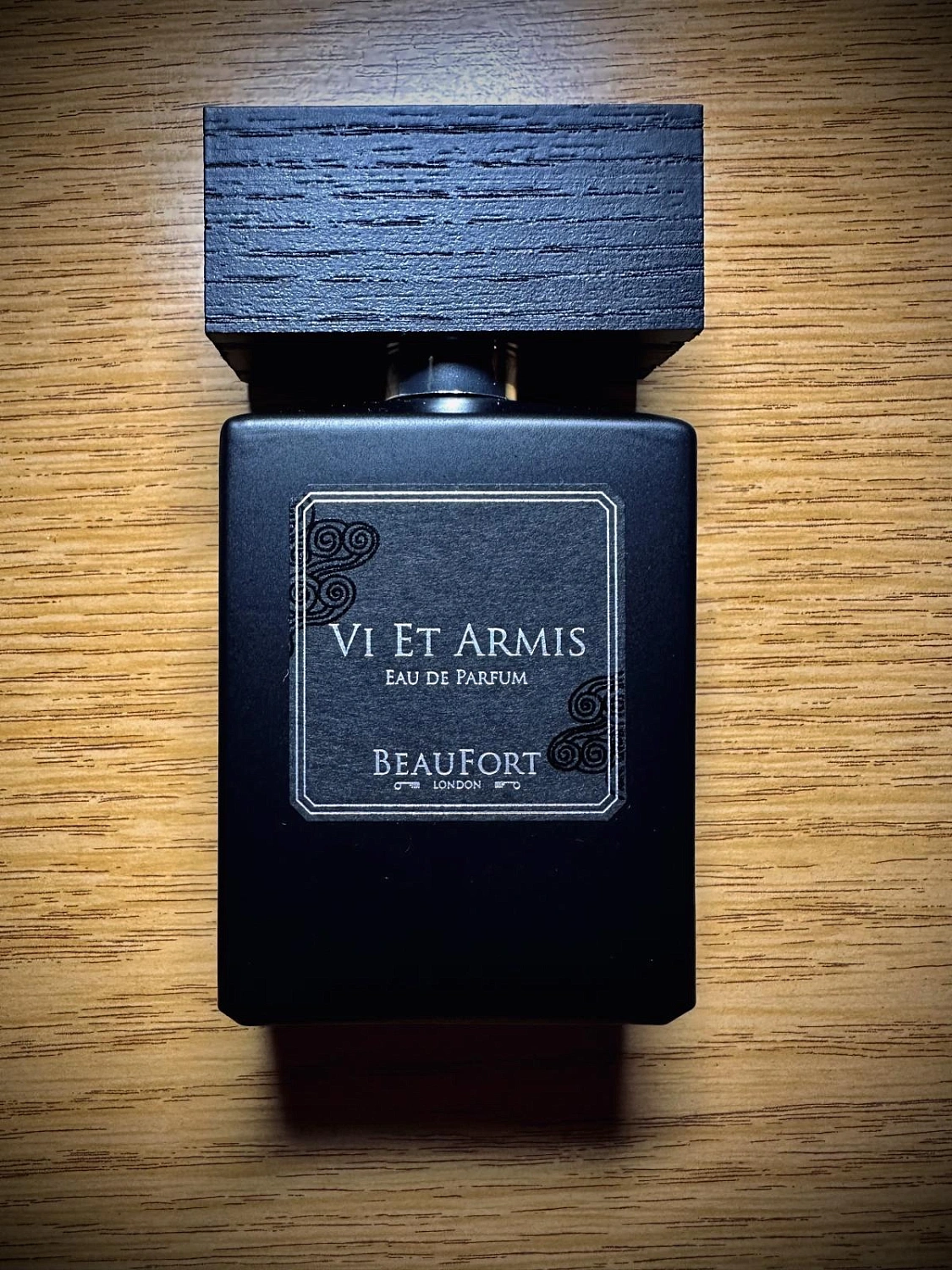 BeauFort London Vi Et Armis