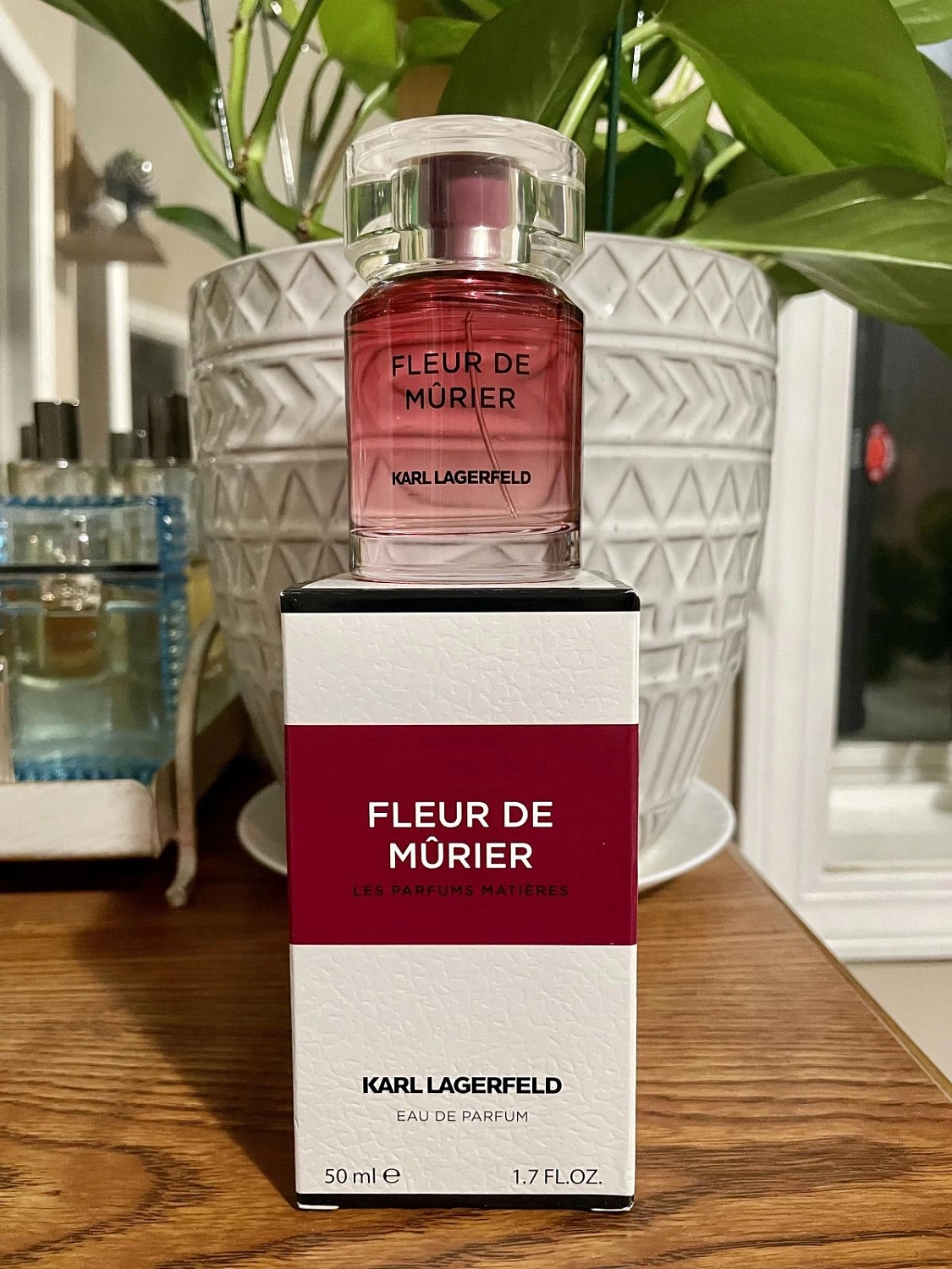 Karl Lagerfeld Fleur de Murier