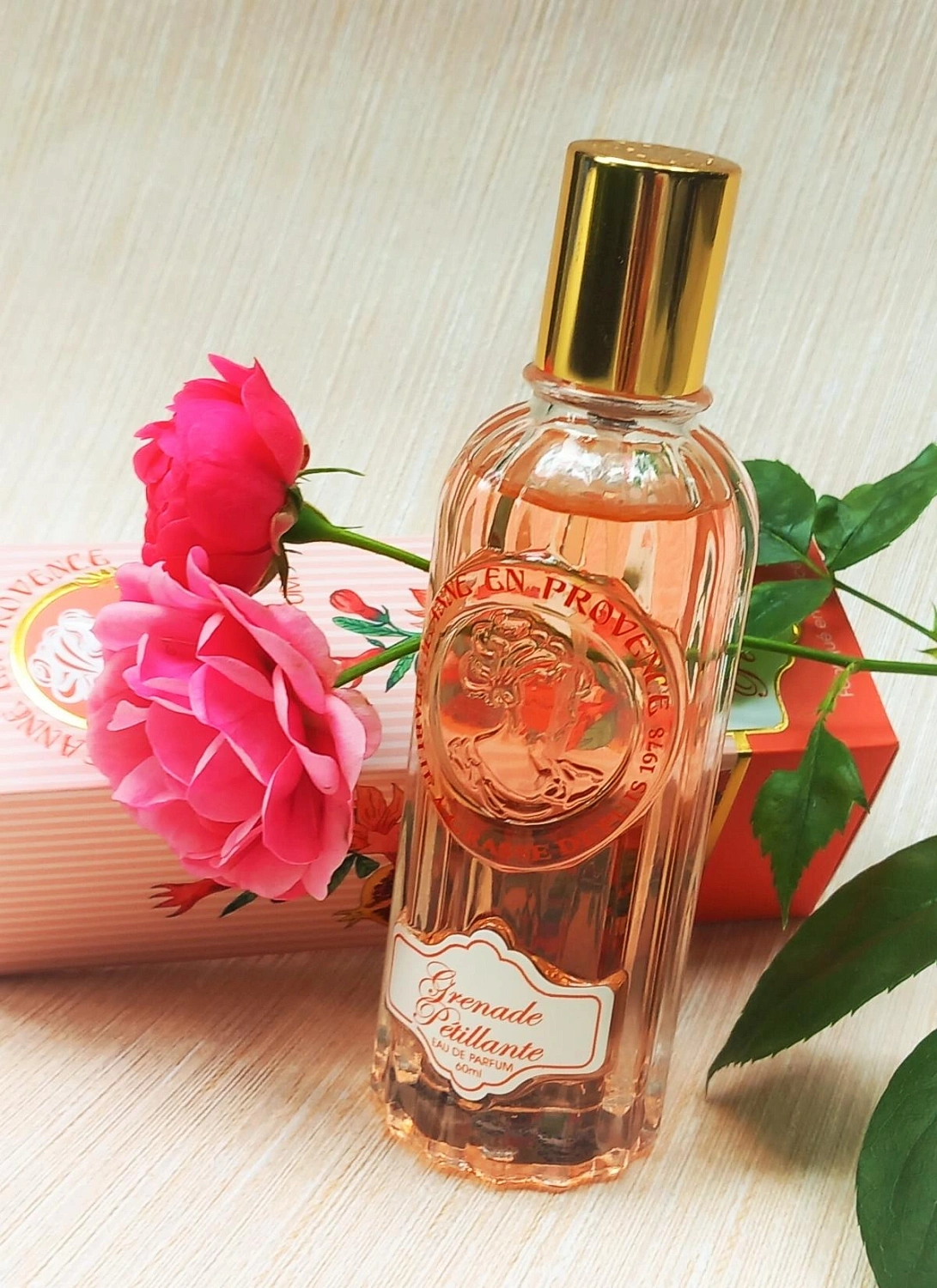 Jeanne en Provence Grenade Petillante