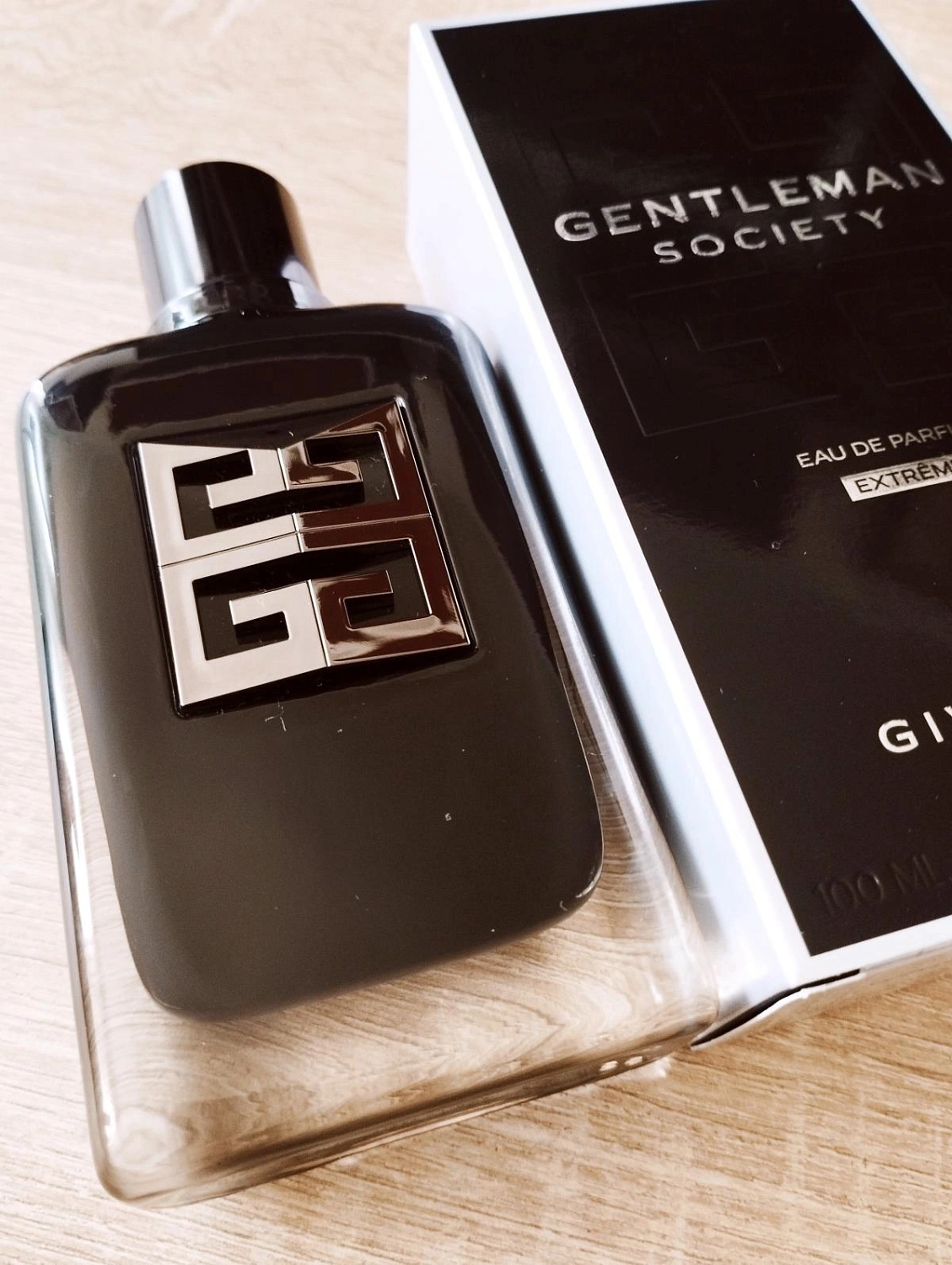 Givenchy Gentleman Society Extreme