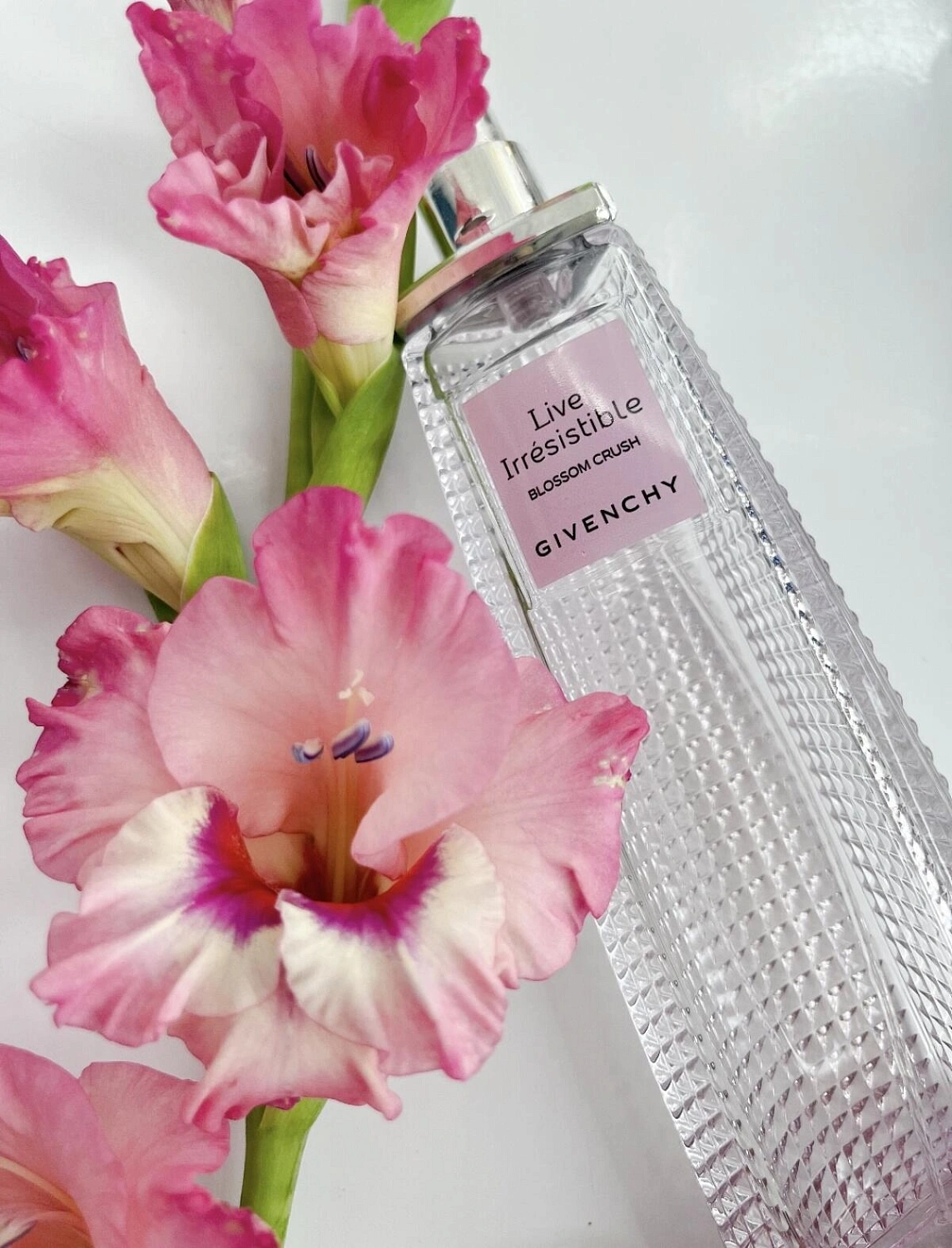 Givenchy Live Irresistible Blossom Crush