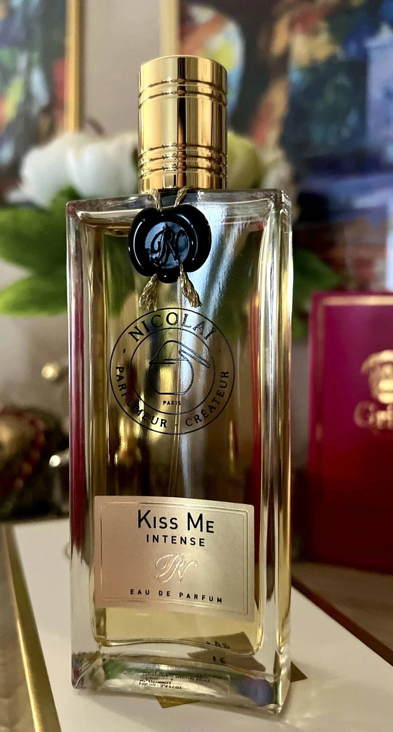 Nicolaï Kiss Me Intense