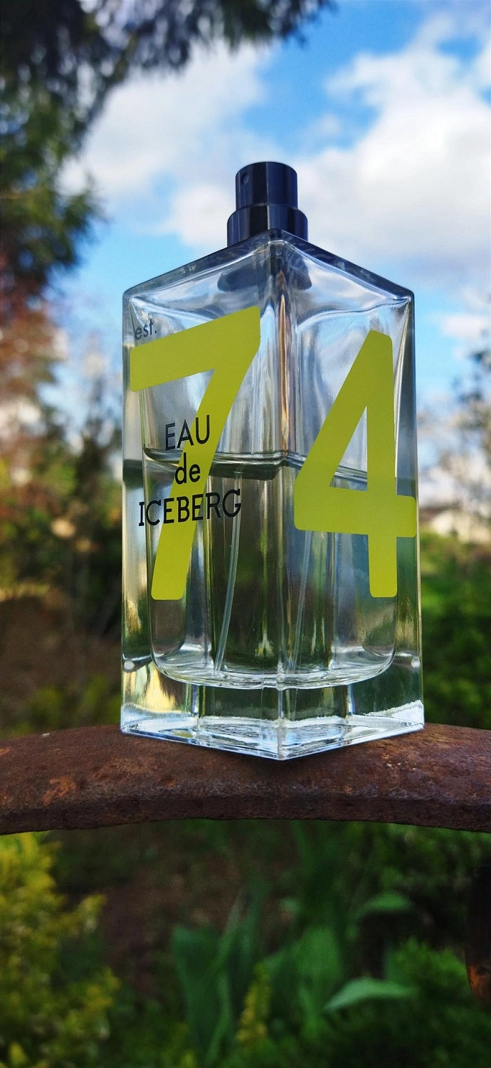 Eau de Iceberg Sandalwood