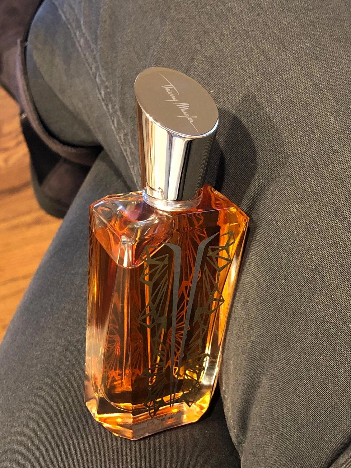 Mugler Miroir des Joyaux