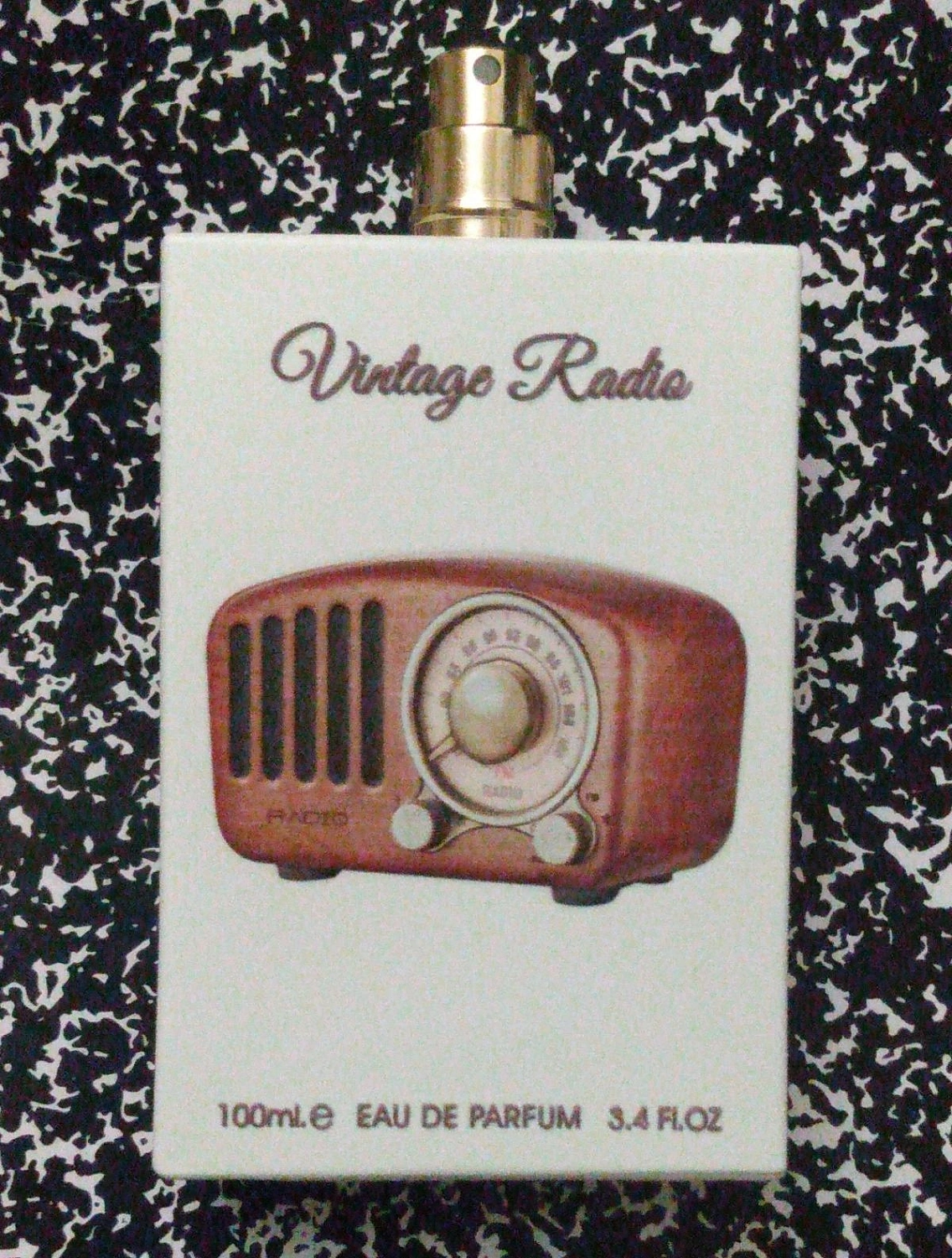 Lattafa Vintage Radio