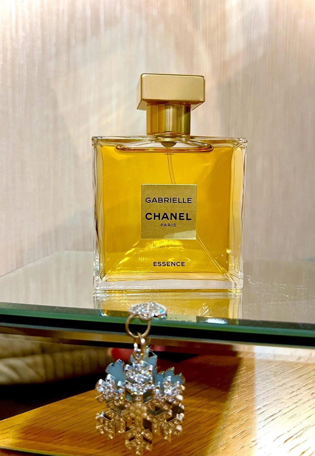 Chanel Gabrielle Essence