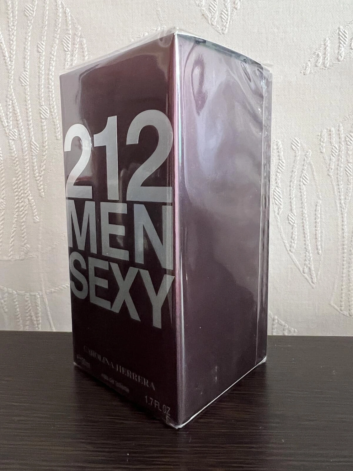 Carolina Herrera 212 Sexy Men