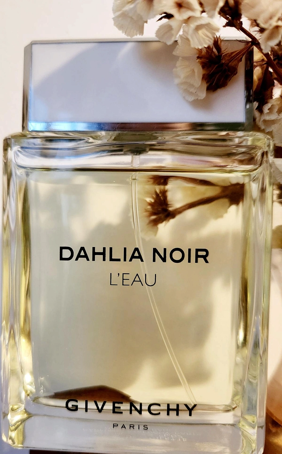Givenchy Dahlia Noir L'Eau