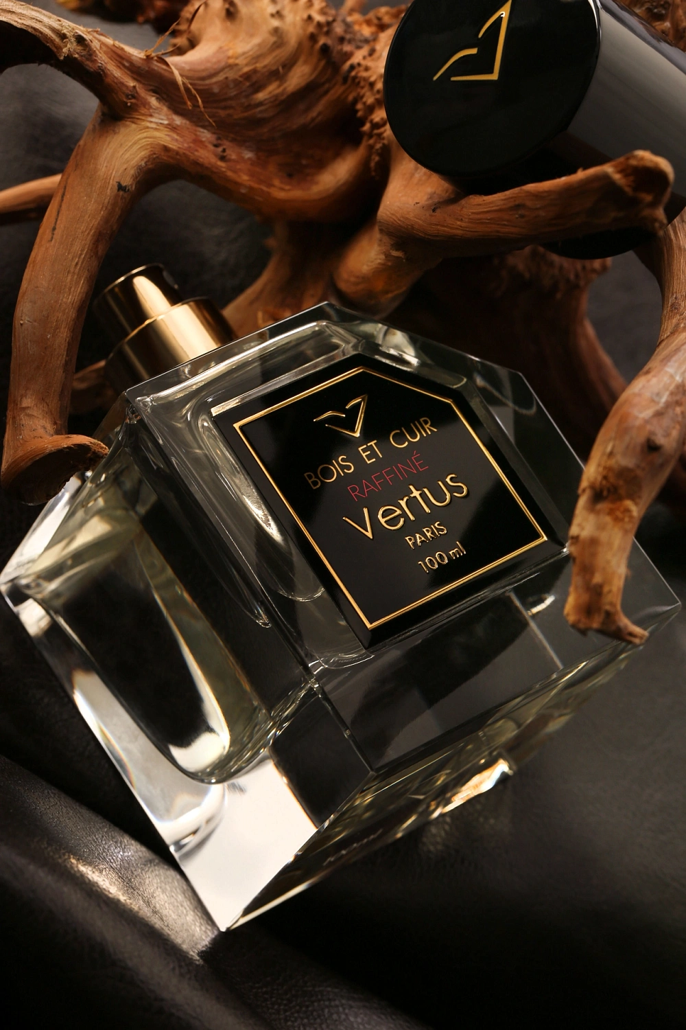 Vertus Bois et Cuir Raffine