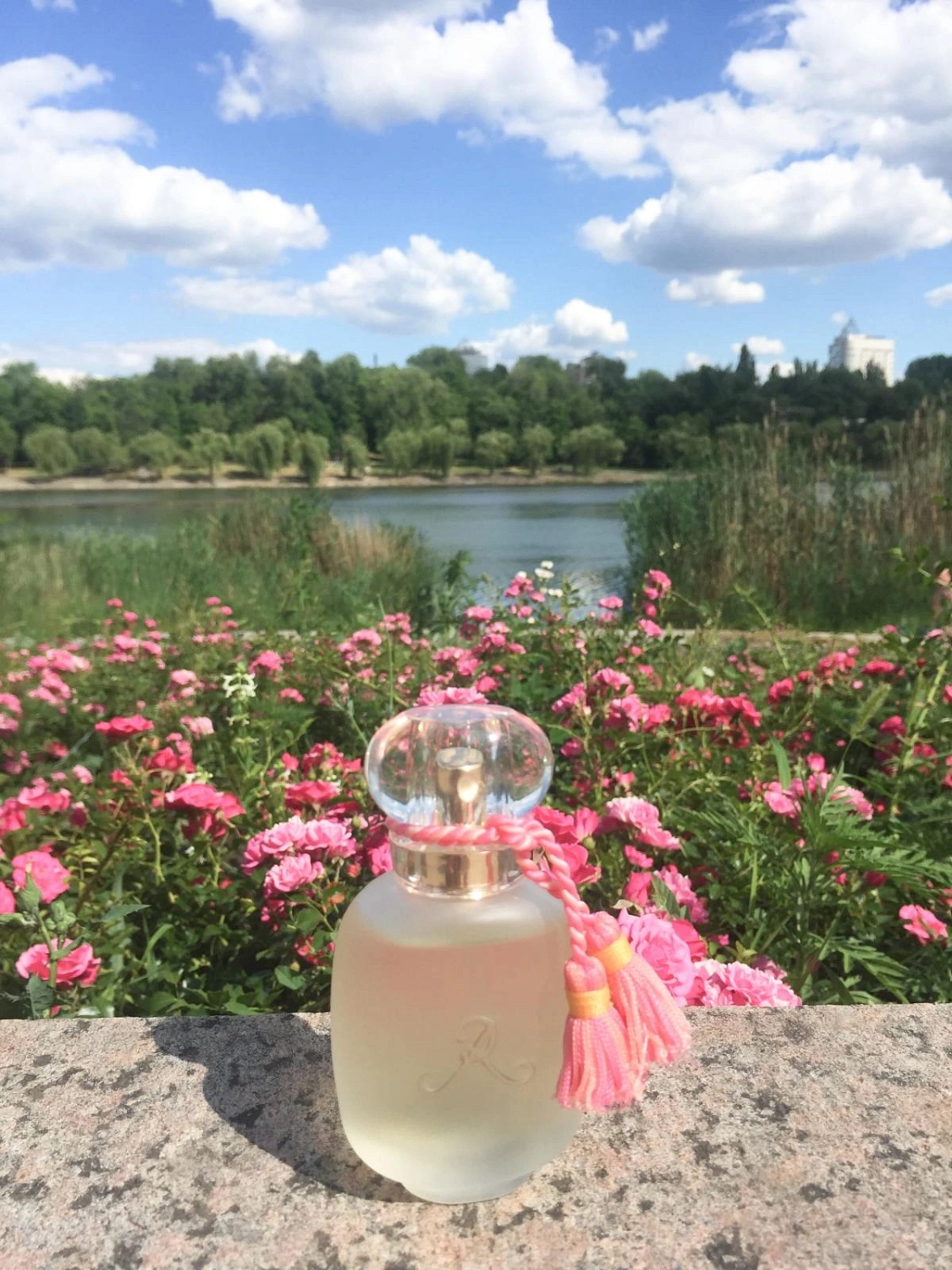 Les Parfums de Rosine Lotus Rose