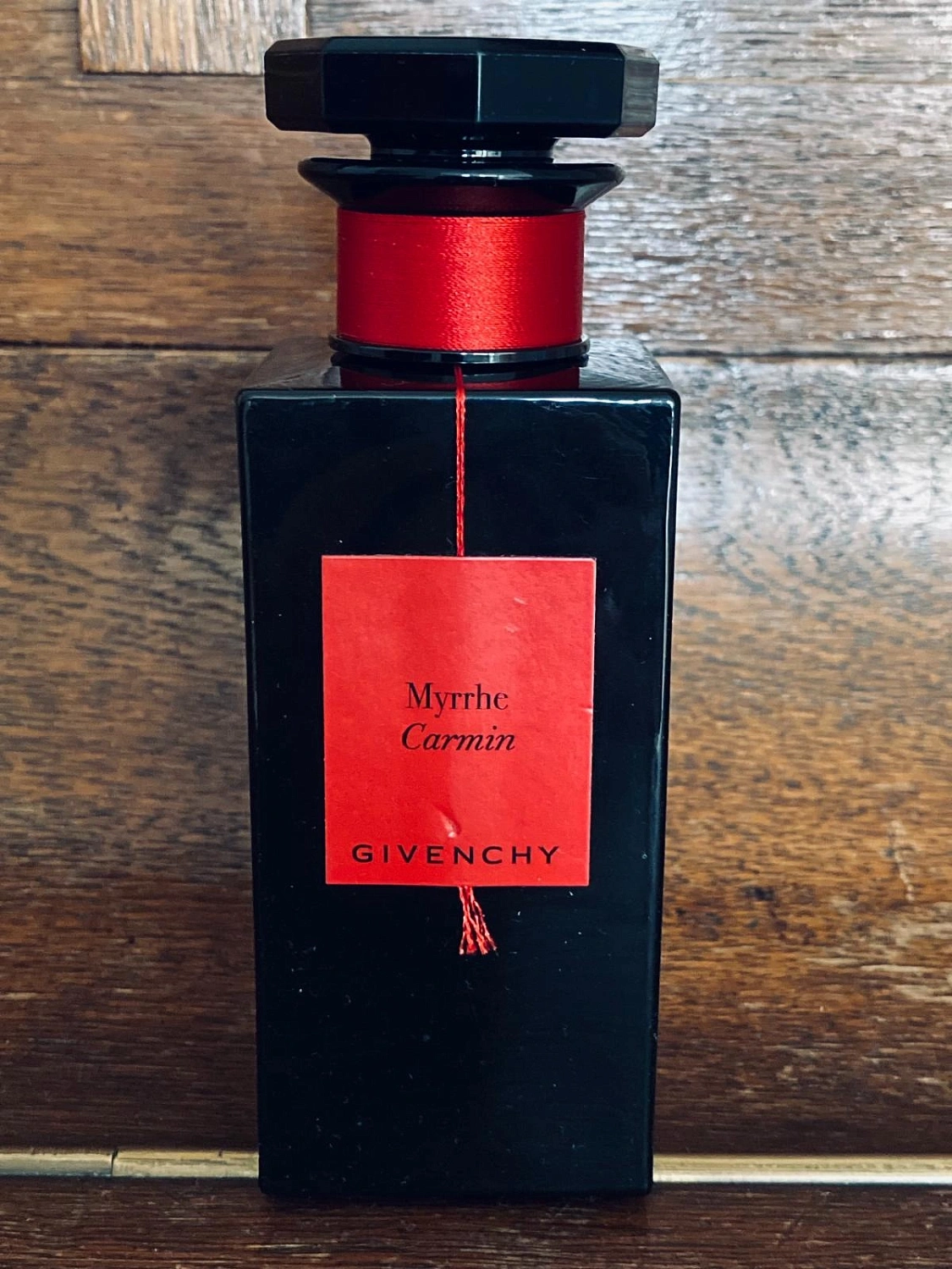 Givenchy Myrrhe Carmin