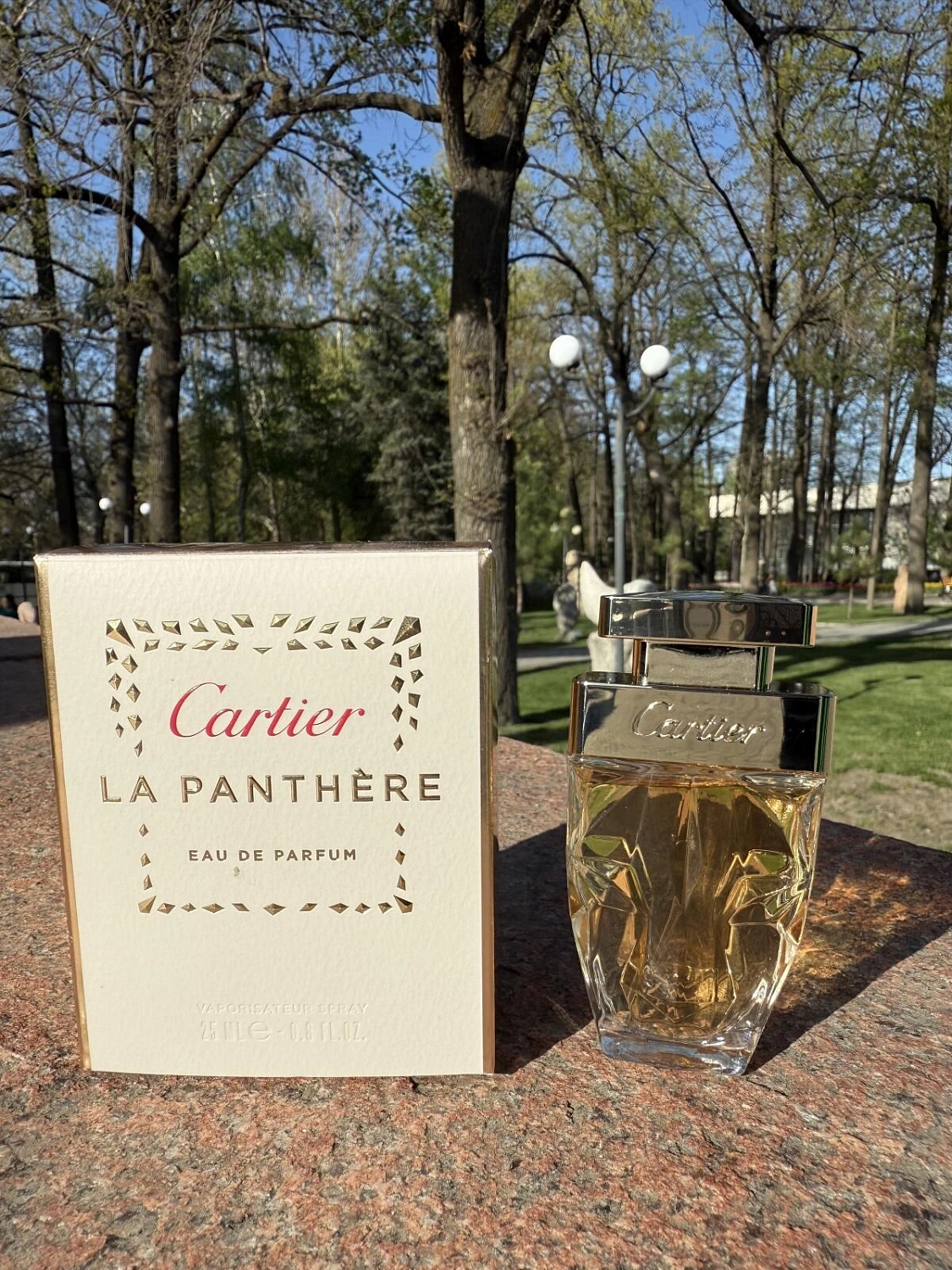 Cartier La Panthere Parfum