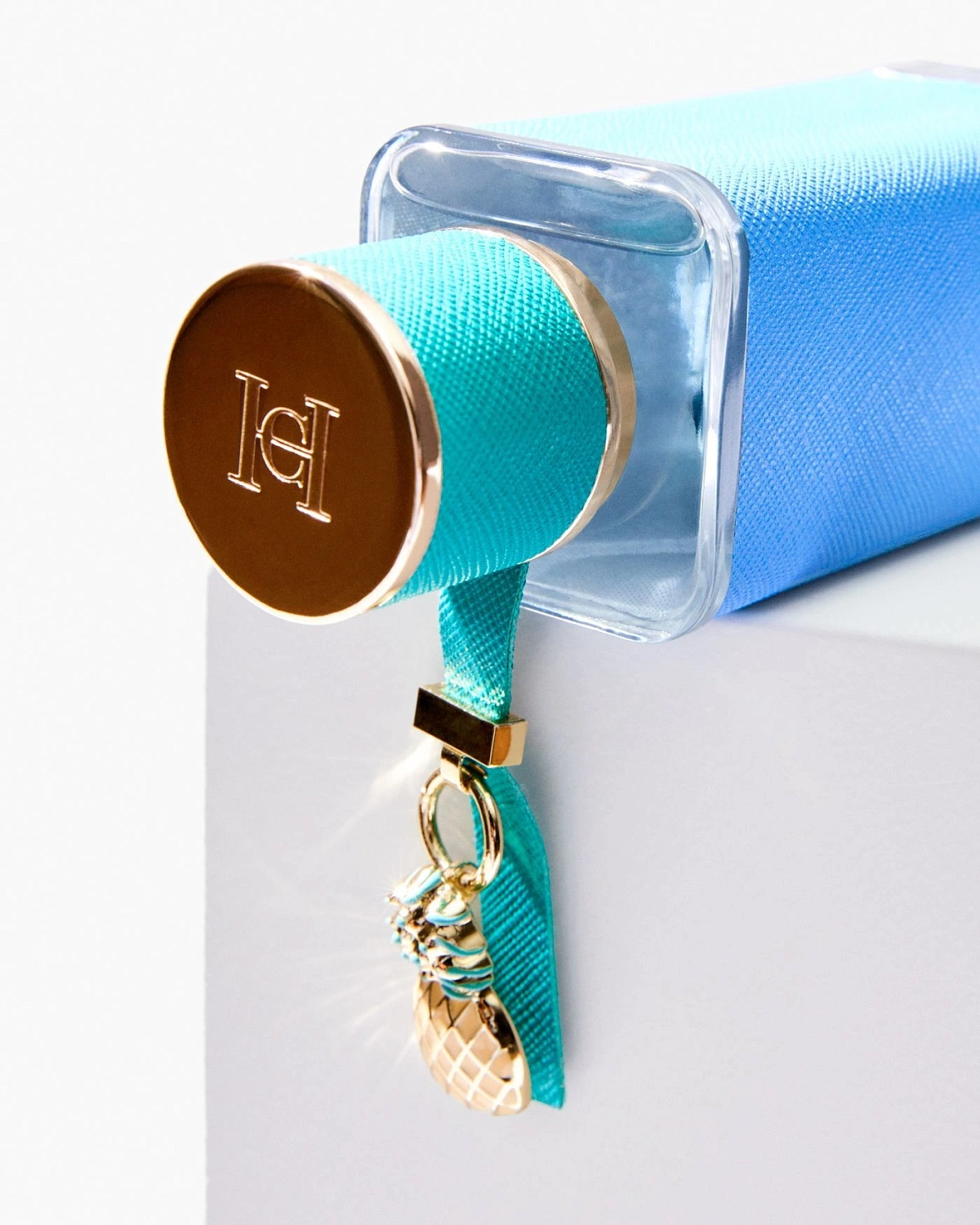 Carolina Herrera Mad World