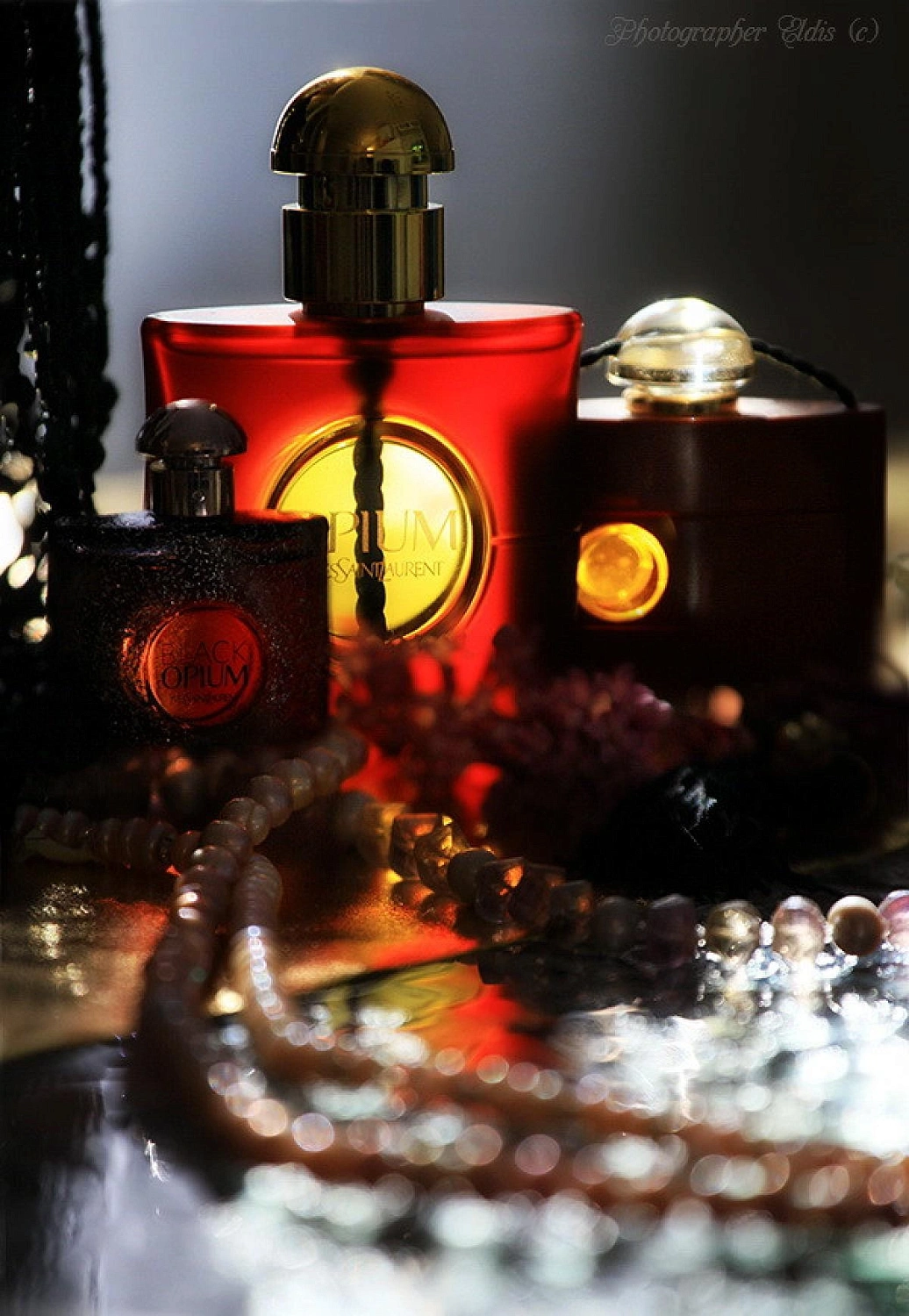 Yves Saint Laurent Black Opium Nuit Blanche