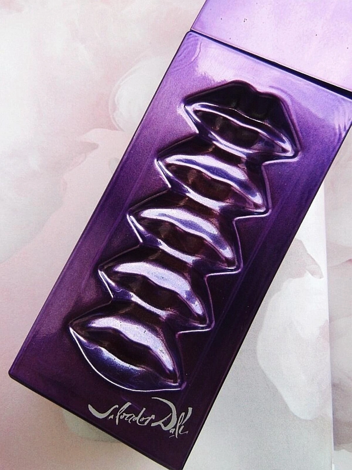 Salvador Dalí Purplelips Sensual