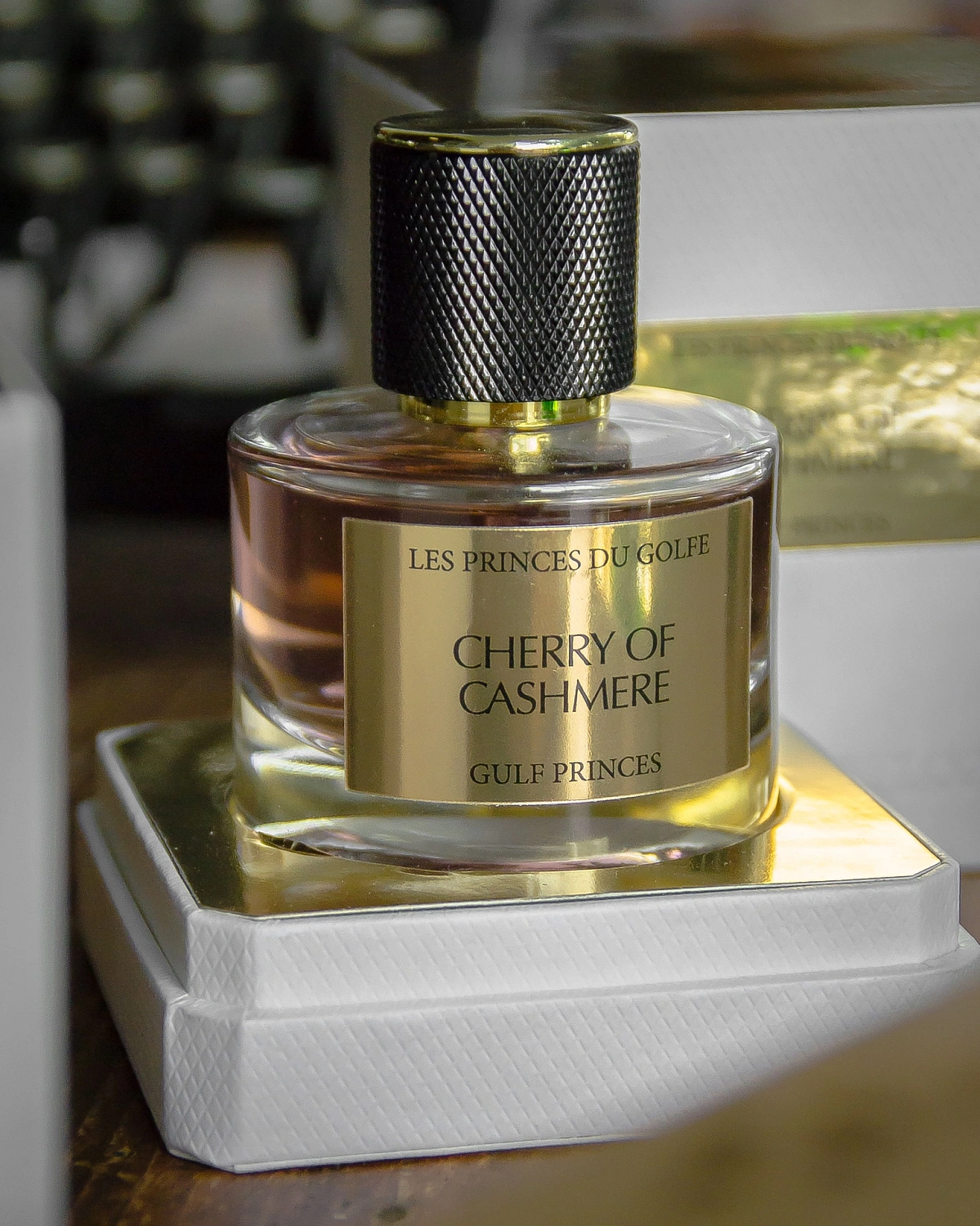 Les Fleurs du Golfe Cherry of Cashmere