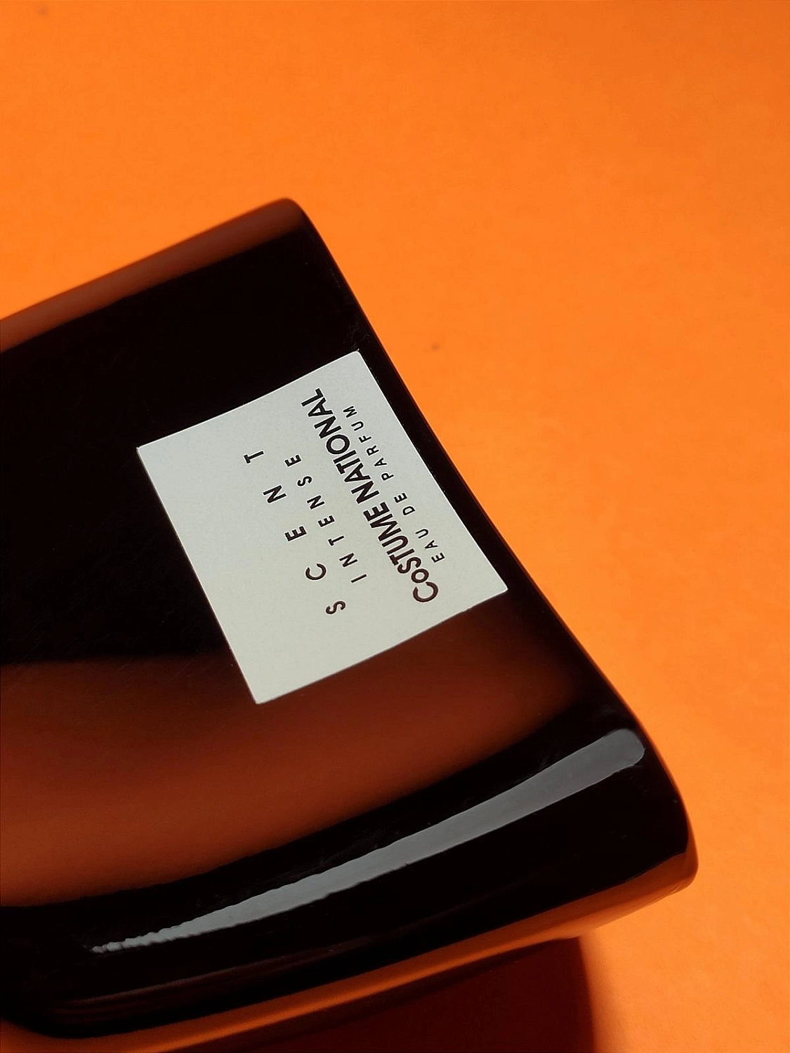 CoSTUME NATIONAL Scent Intense