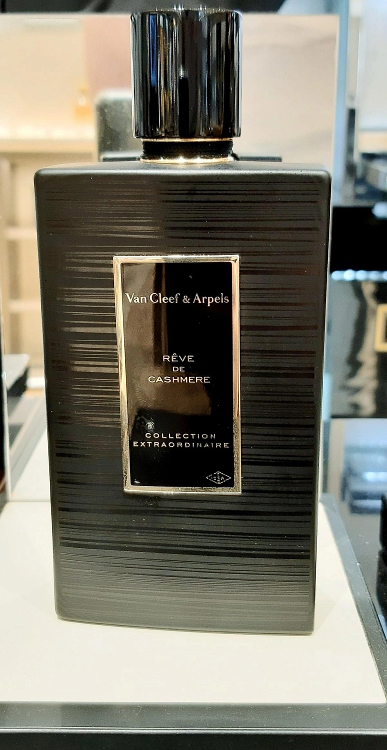 Van Cleef & Arpels Reve de Cashmere