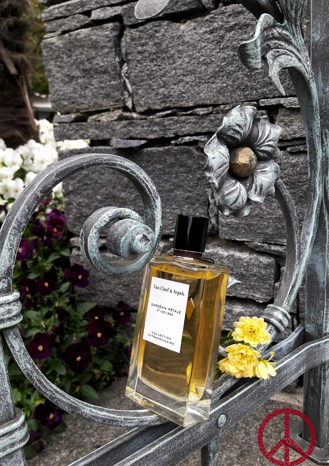 Van Cleef & Arpels Collection Extraordinaire Gardenia Petale