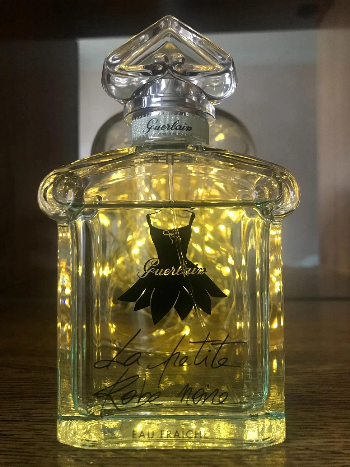 Guerlain La Petite Robe Noir Ma Robe Petales Fraiche