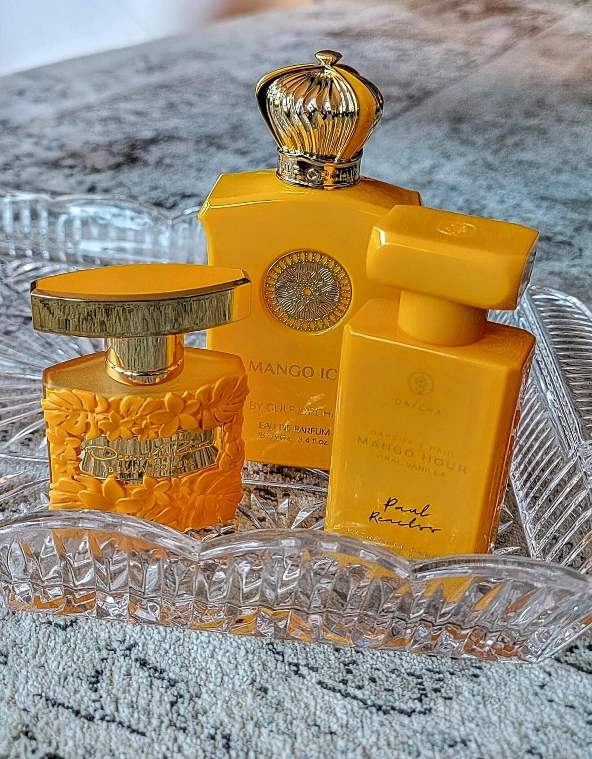 Oscar de la Renta Bella Soleil
