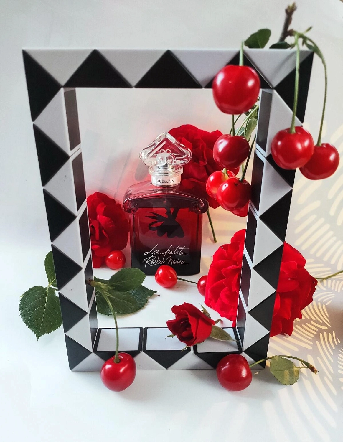Guerlain La Petite Robe Noire Eau de Parfum Absolue
