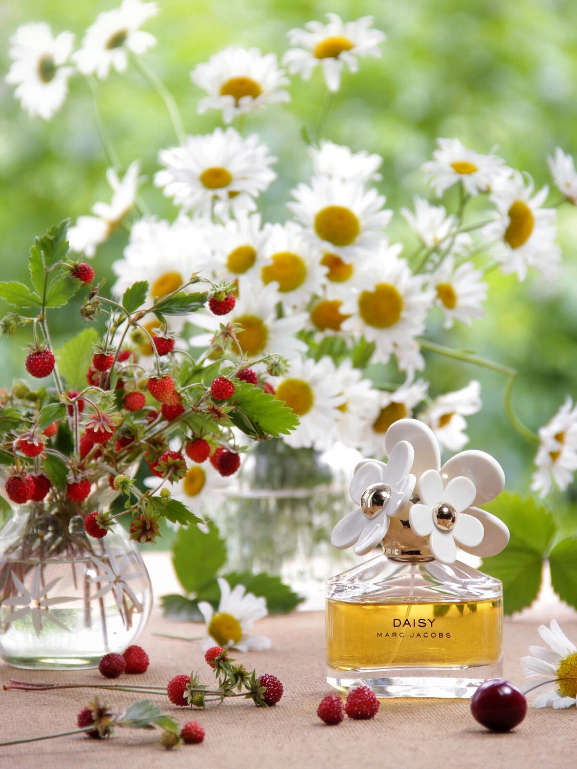 Marc Jacobs Daisy