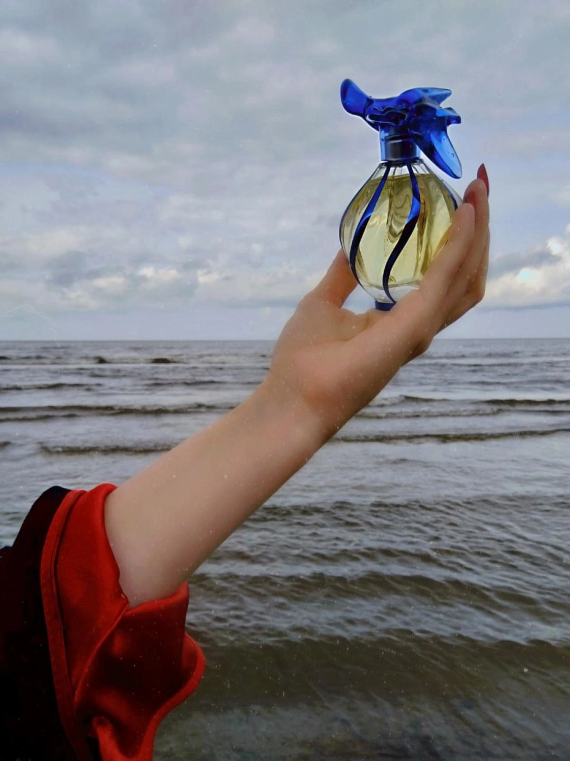Nina Ricci L'Air du Temps by Olivia Putman