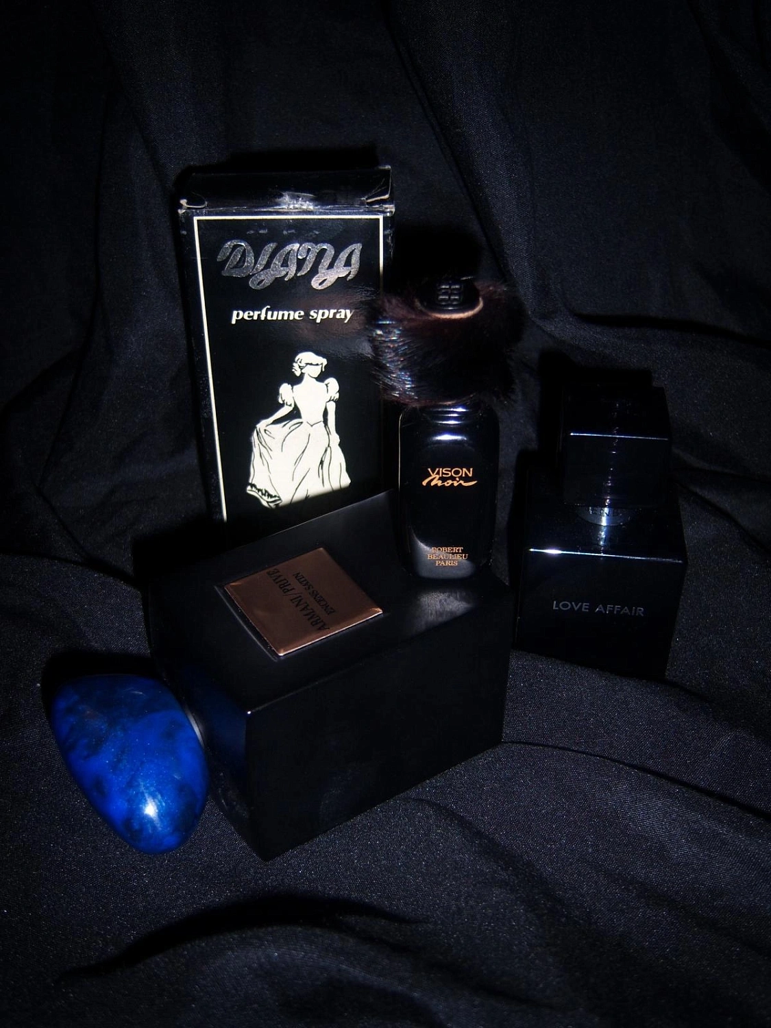 Armani Prive Encens Satin