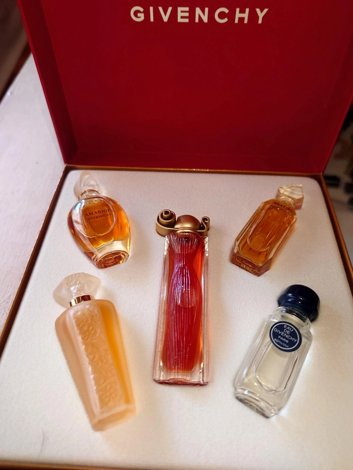 Givenchy Fleur d'Interdit