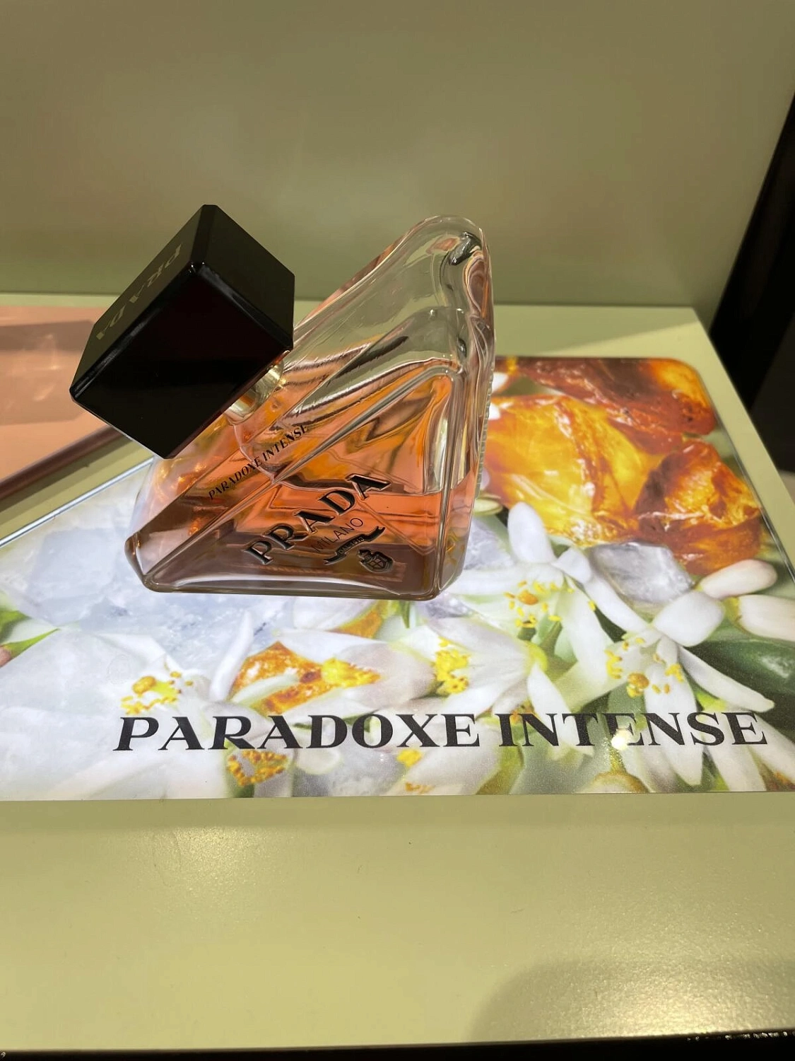 Prada Paradoxe Intense