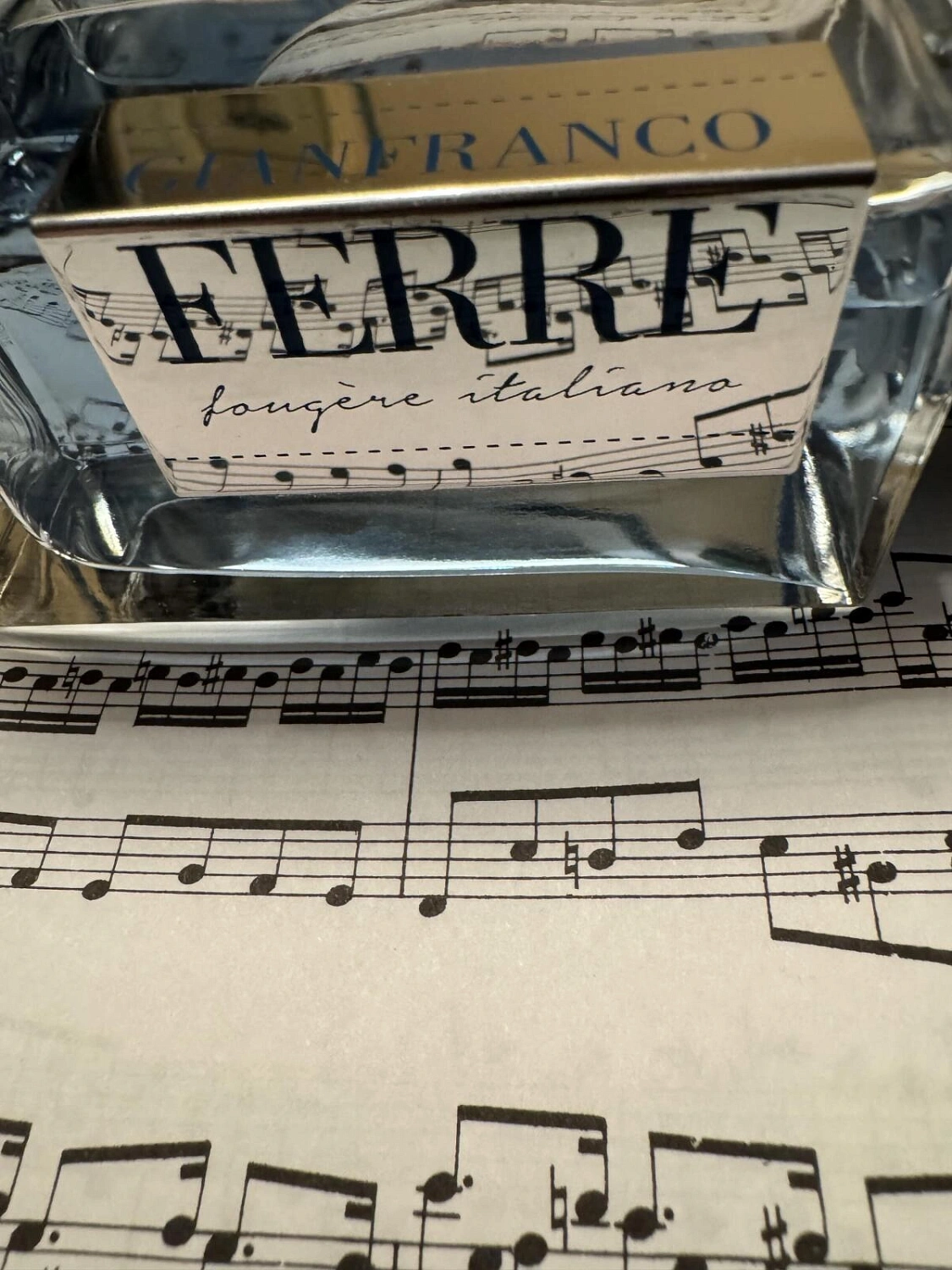 GF Ferré Fougere Italiano