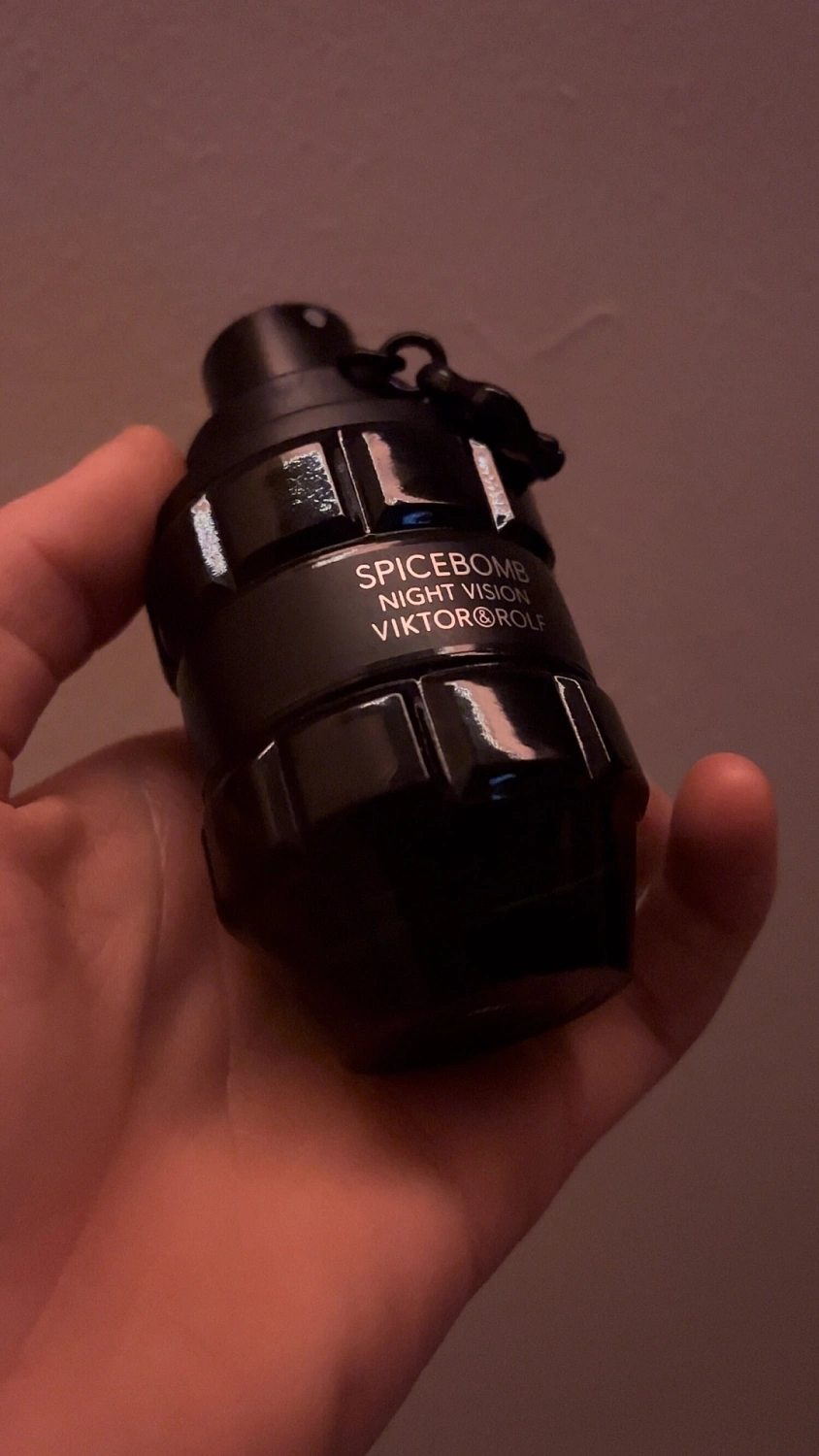 Viktor & Rolf Spicebomb Night Vision