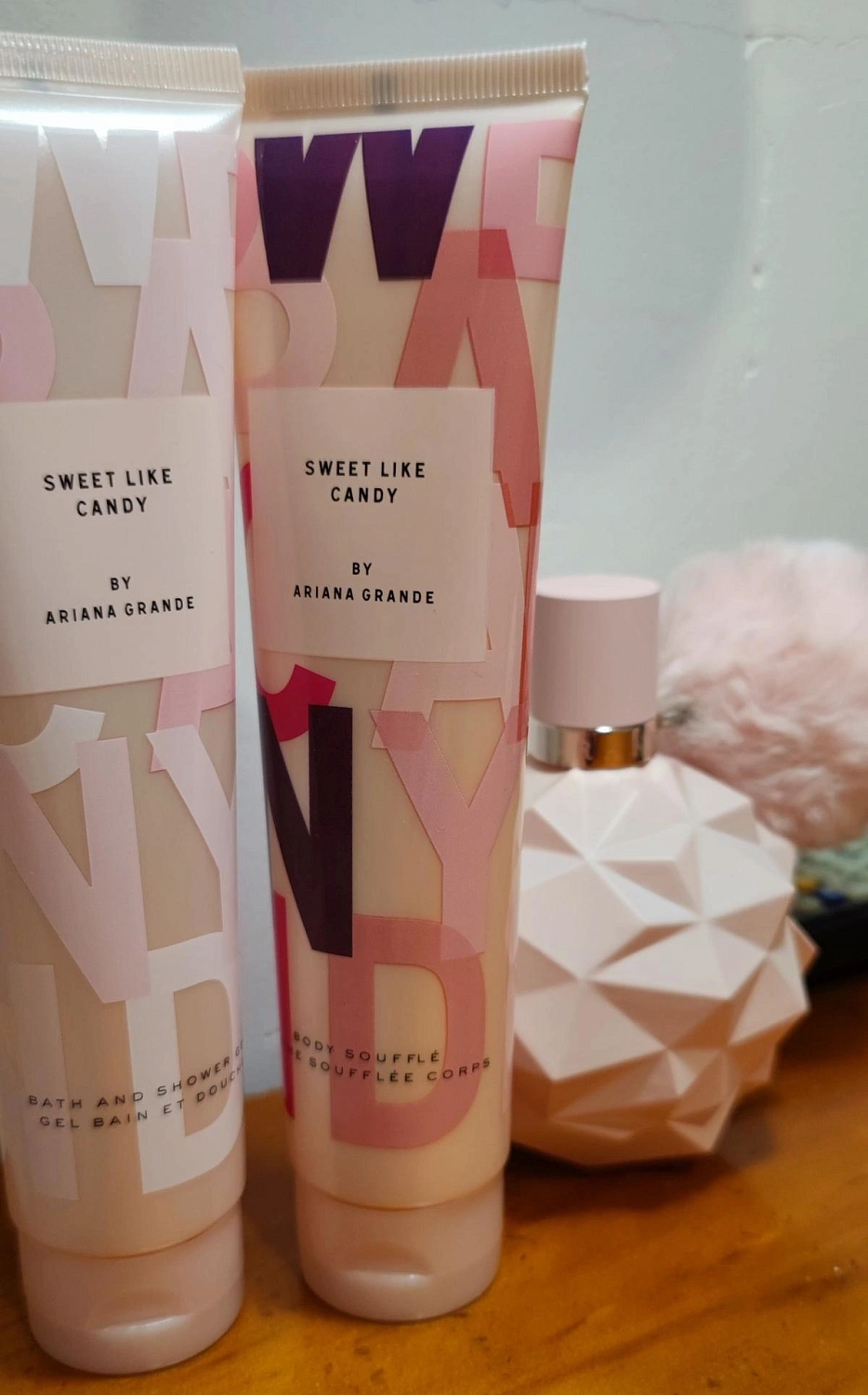 Ariana Grande Sweet Like Candy