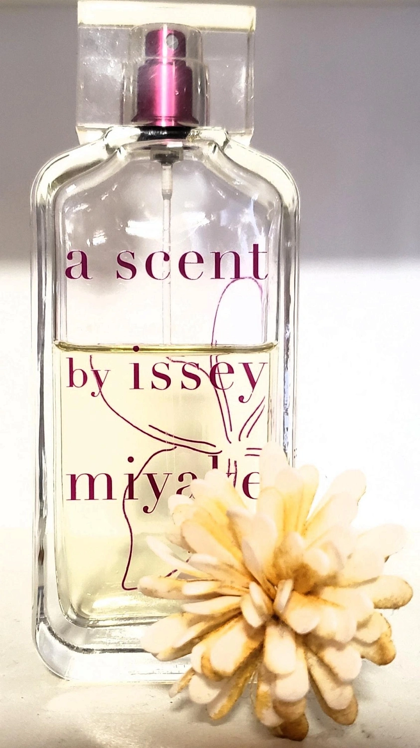 A Scent by Issey Miyake Soleil de Neroli