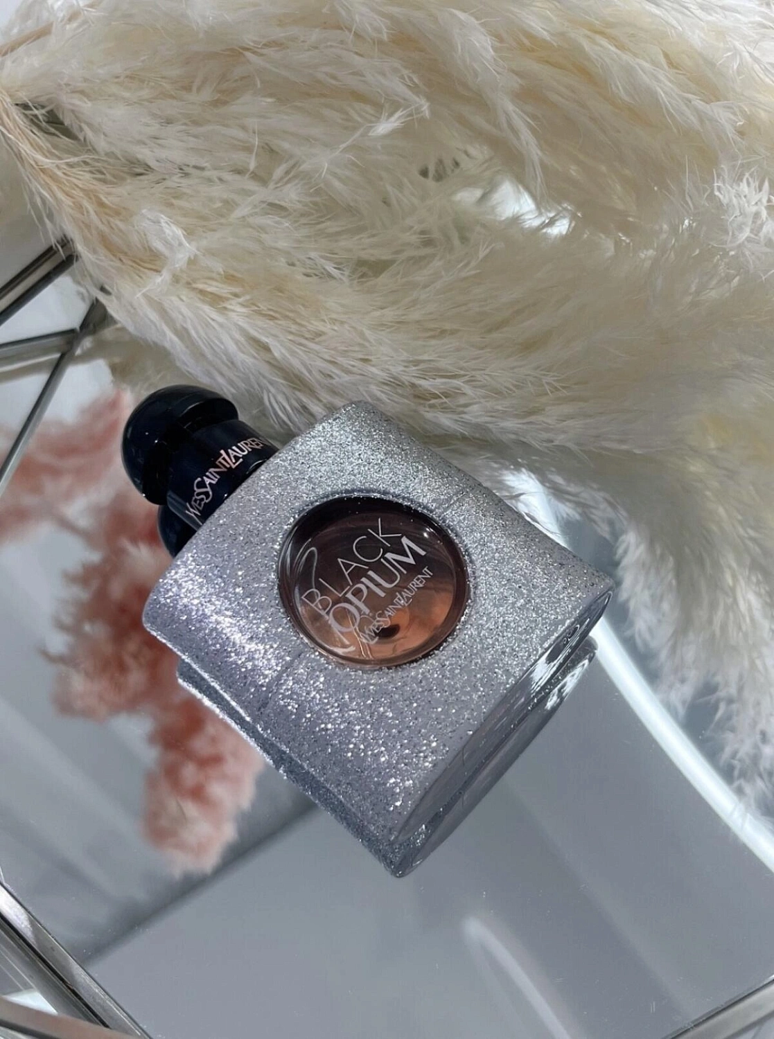 Yves Saint Laurent Black Opium Glitter