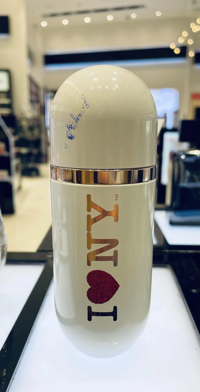 Carolina Herrera 212 VIP Rosé Love NY