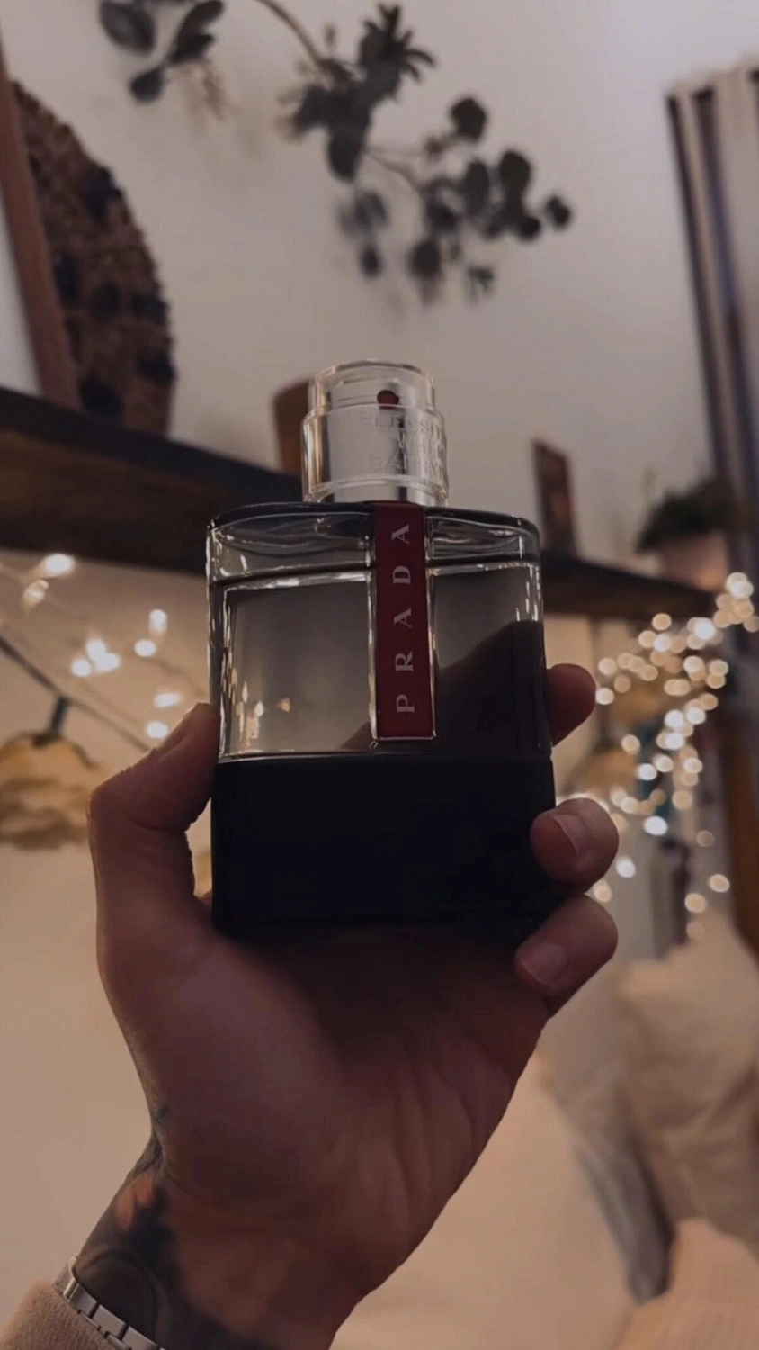 Prada Luna Rossa Carbon