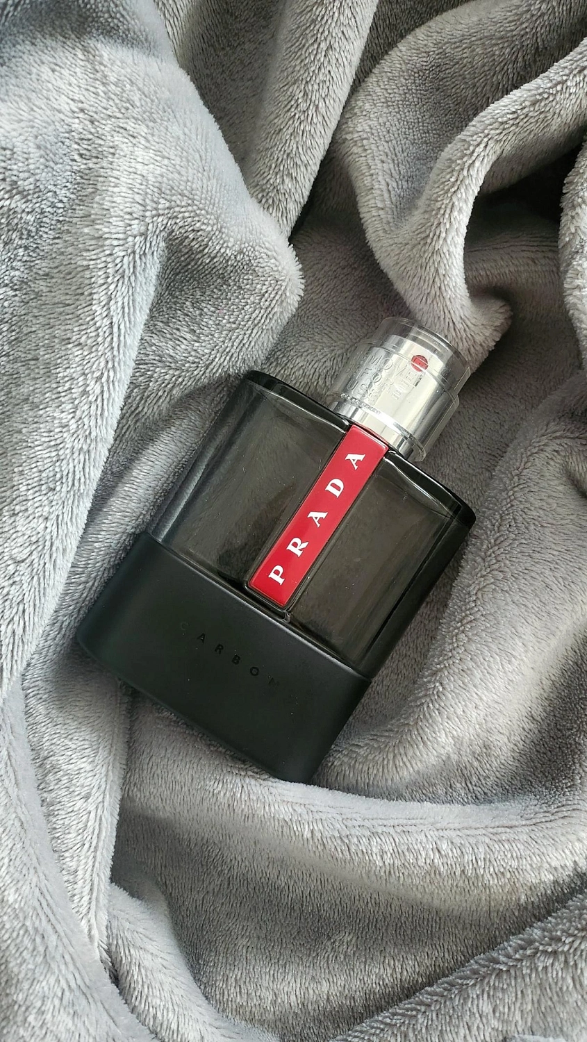 Prada Luna Rossa Carbon