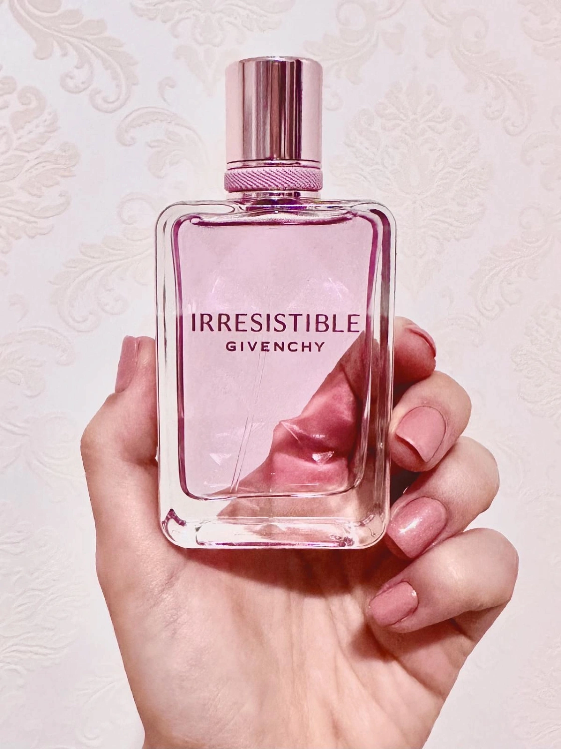 Irresistible Givenchy Very Floral