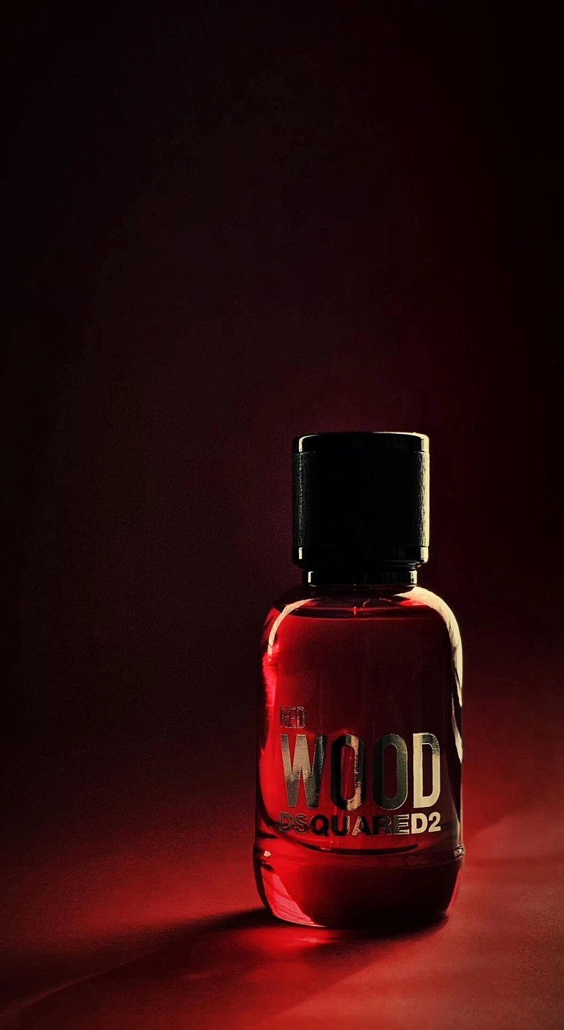 Dsquared2 Red Wood
