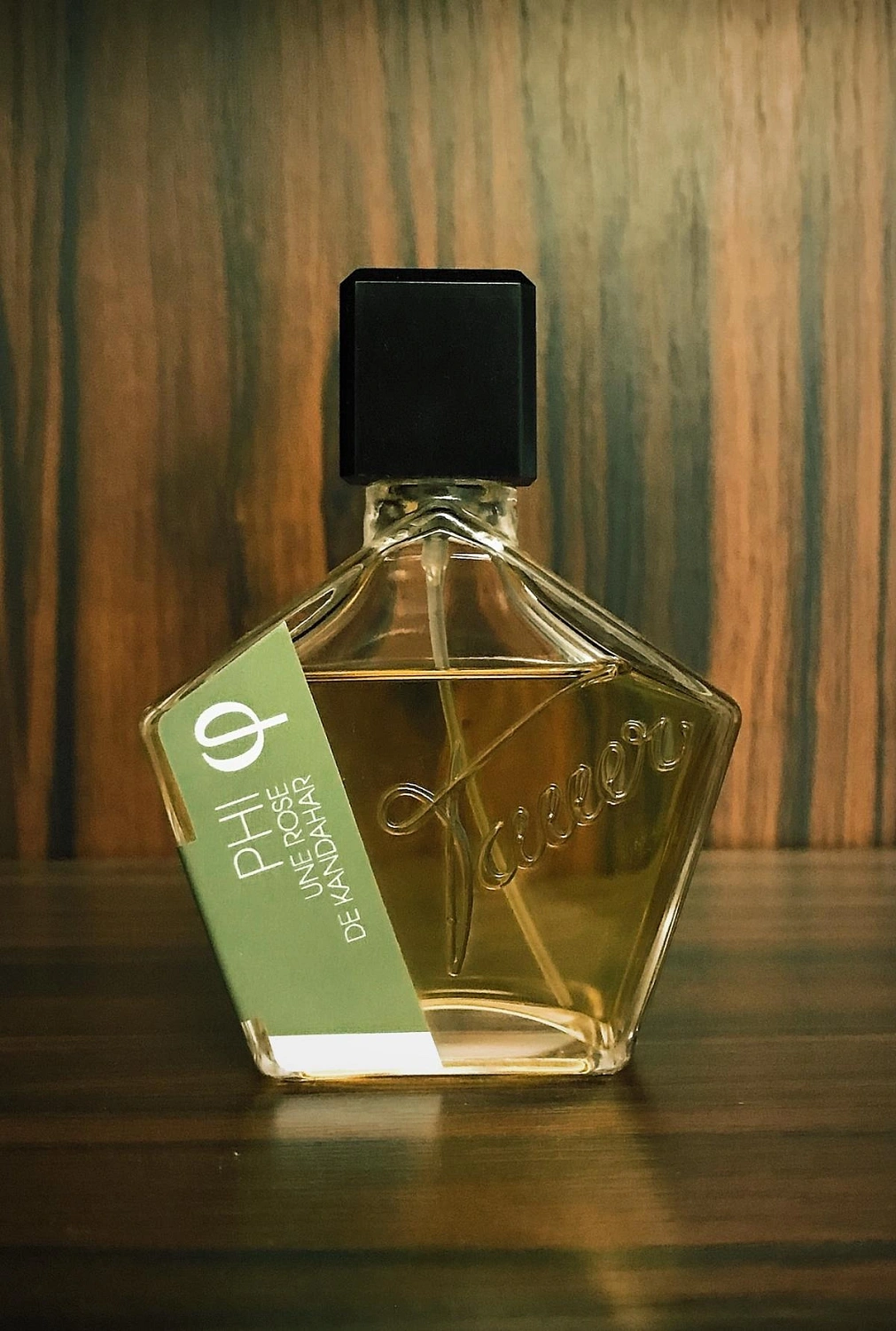 Tauer Perfumes PHI Une Rose De Kandahar