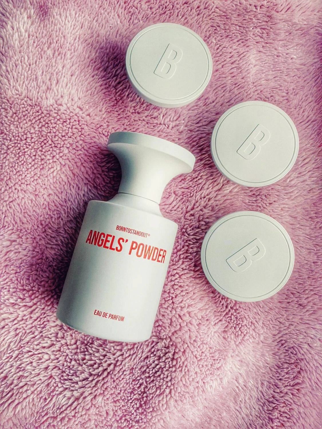 BORNTOSTANDOUT Angels' Powder
