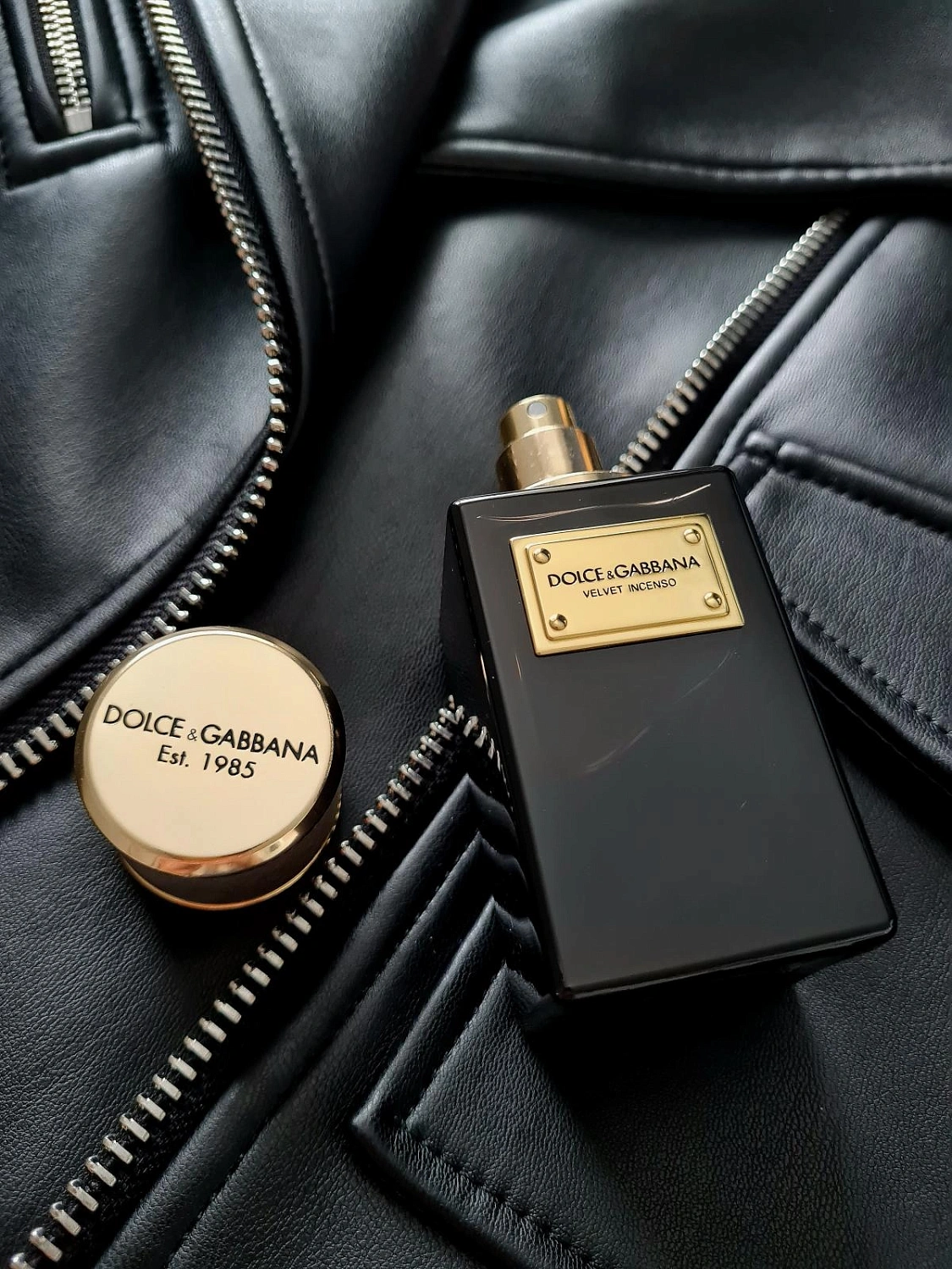 Dolce & Gabbana Velvet Incenso