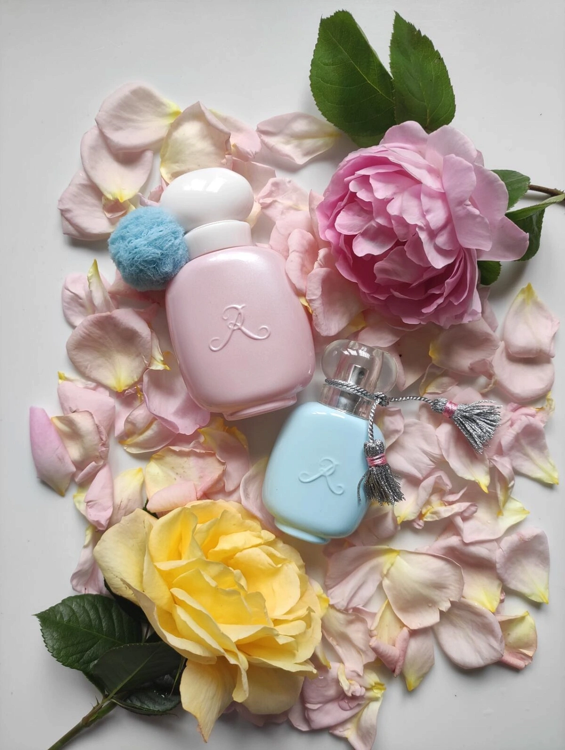 Les Parfums de Rosine Rose des Neiges